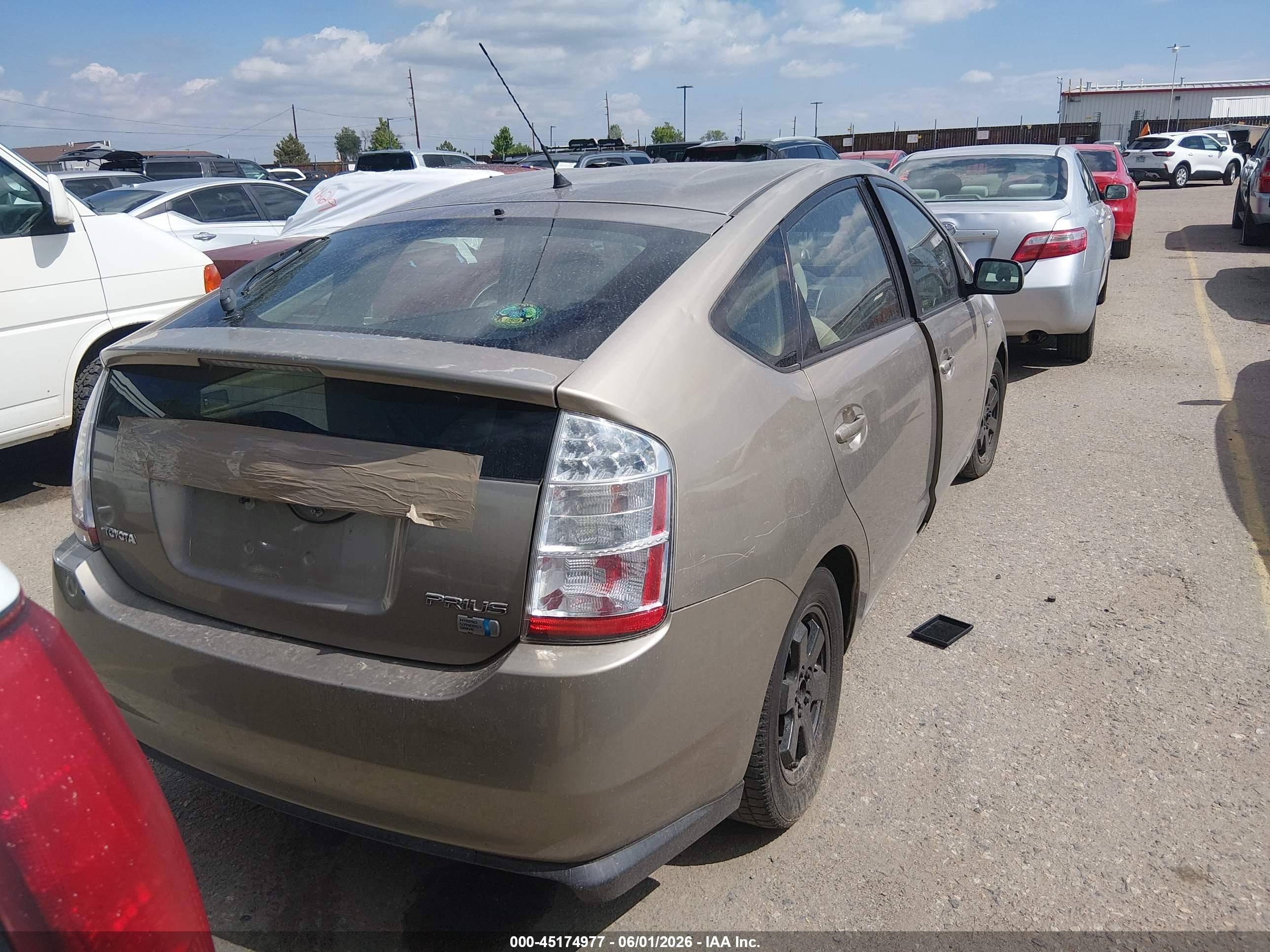 2006 Toyota Prius   Gold vin: JTDKB20UX63146933