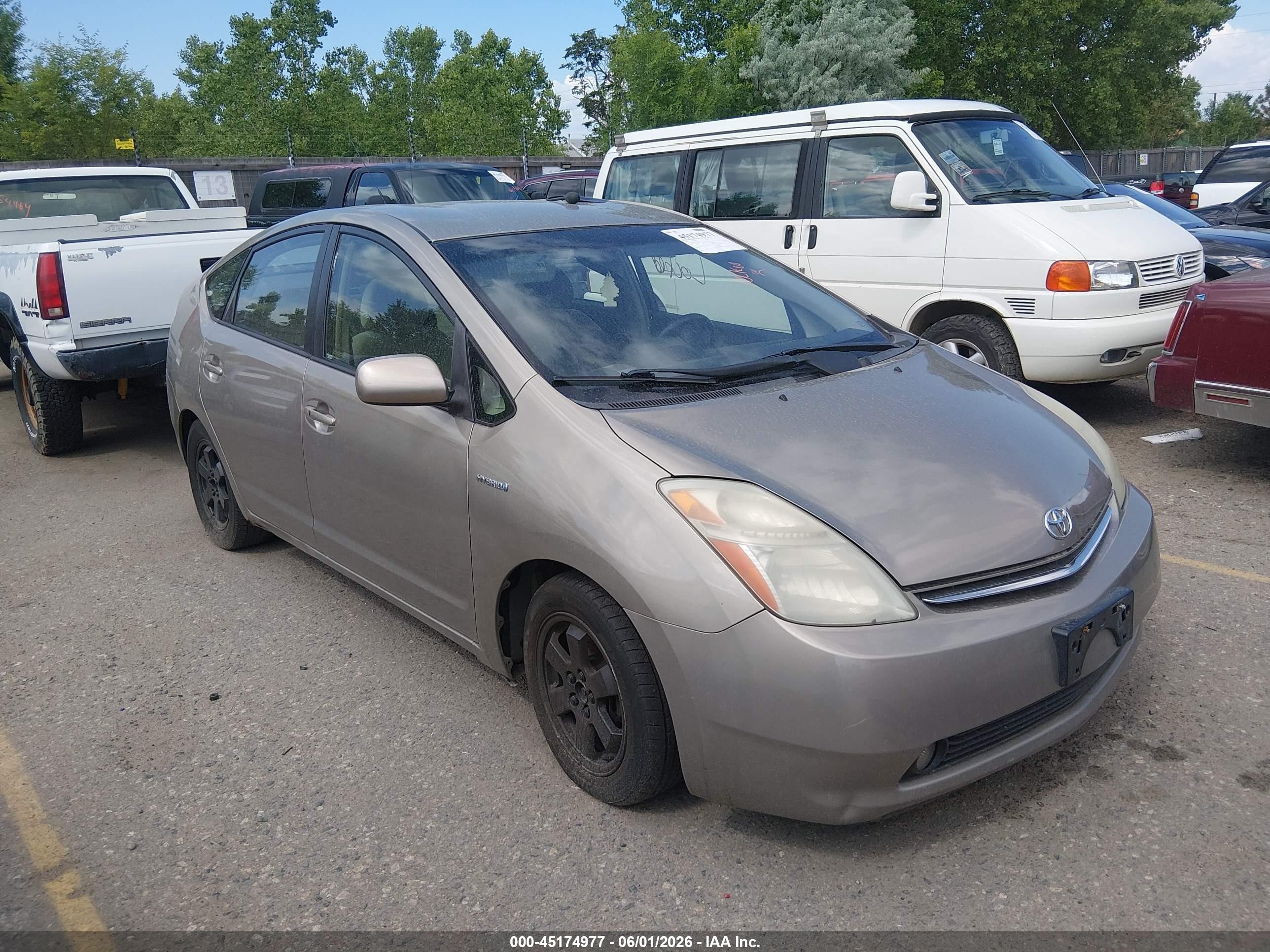 2006 Toyota Prius   Gold vin: JTDKB20UX63146933