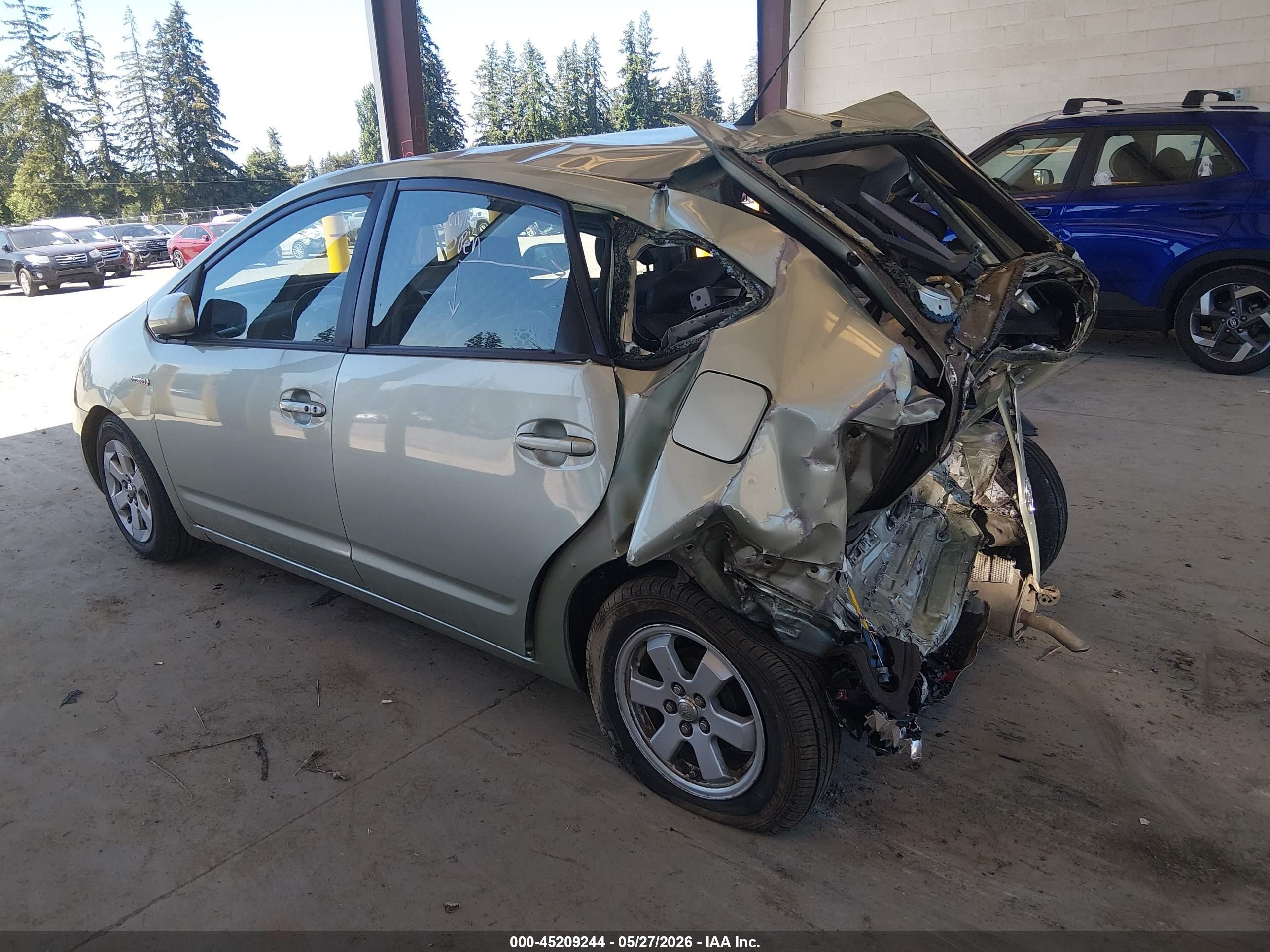 2006 Toyota Prius   Green vin: JTDKB20UX63186400