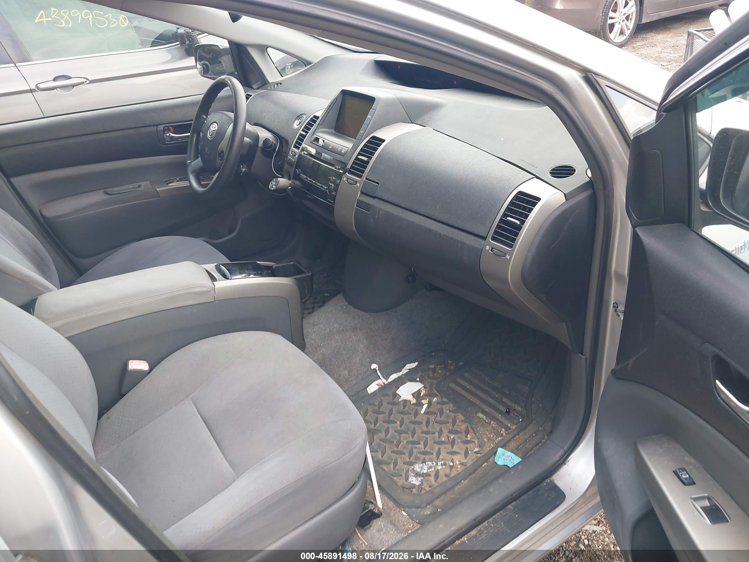 2006 Toyota Prius   Silver vin: JTDKB20UX63186865