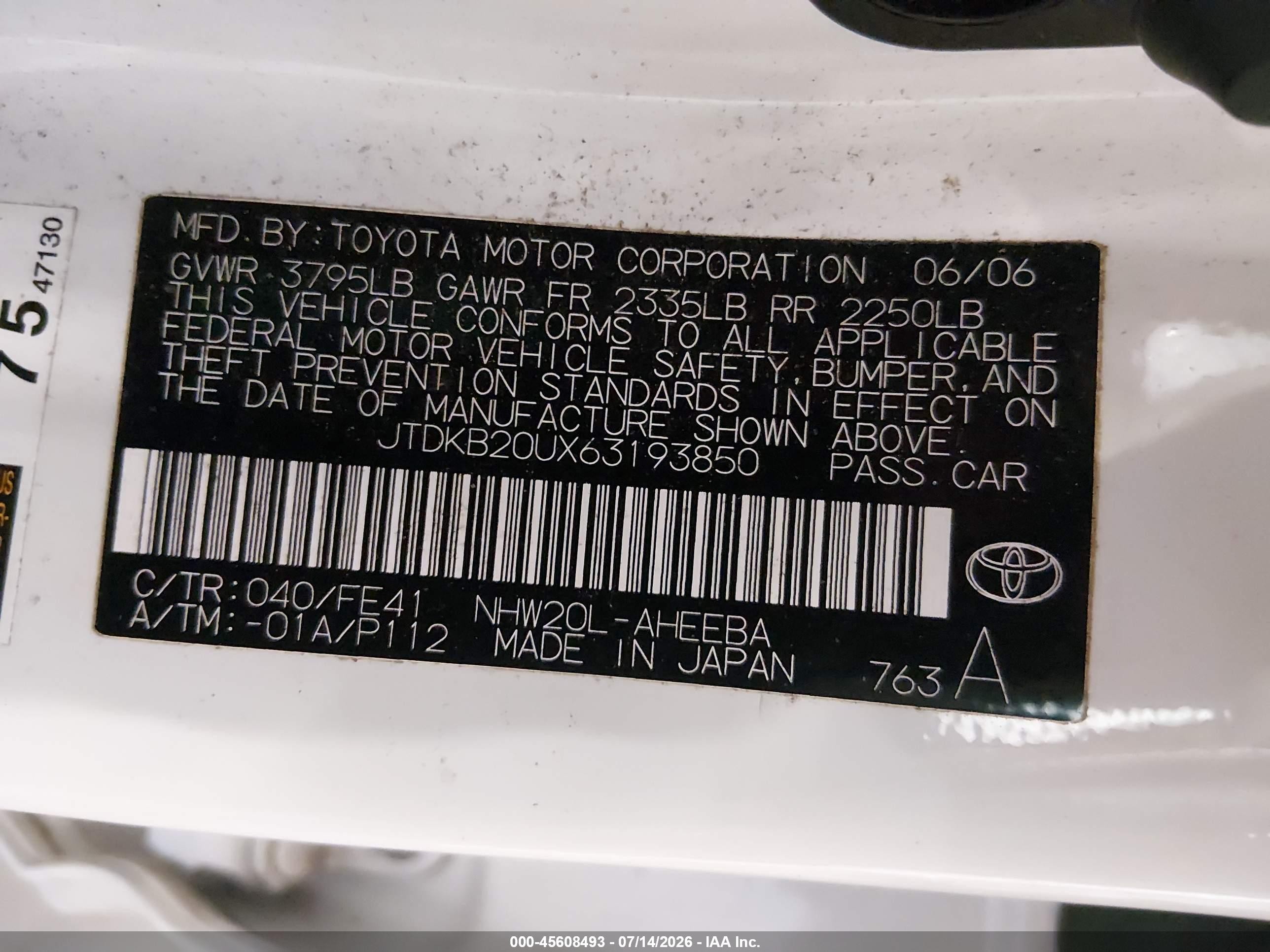 2006 Toyota Prius   White vin: JTDKB20UX63193850