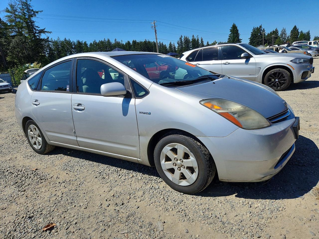 2006 Toyota Prius Base Серебряный vin: JTDKB20UX67060076