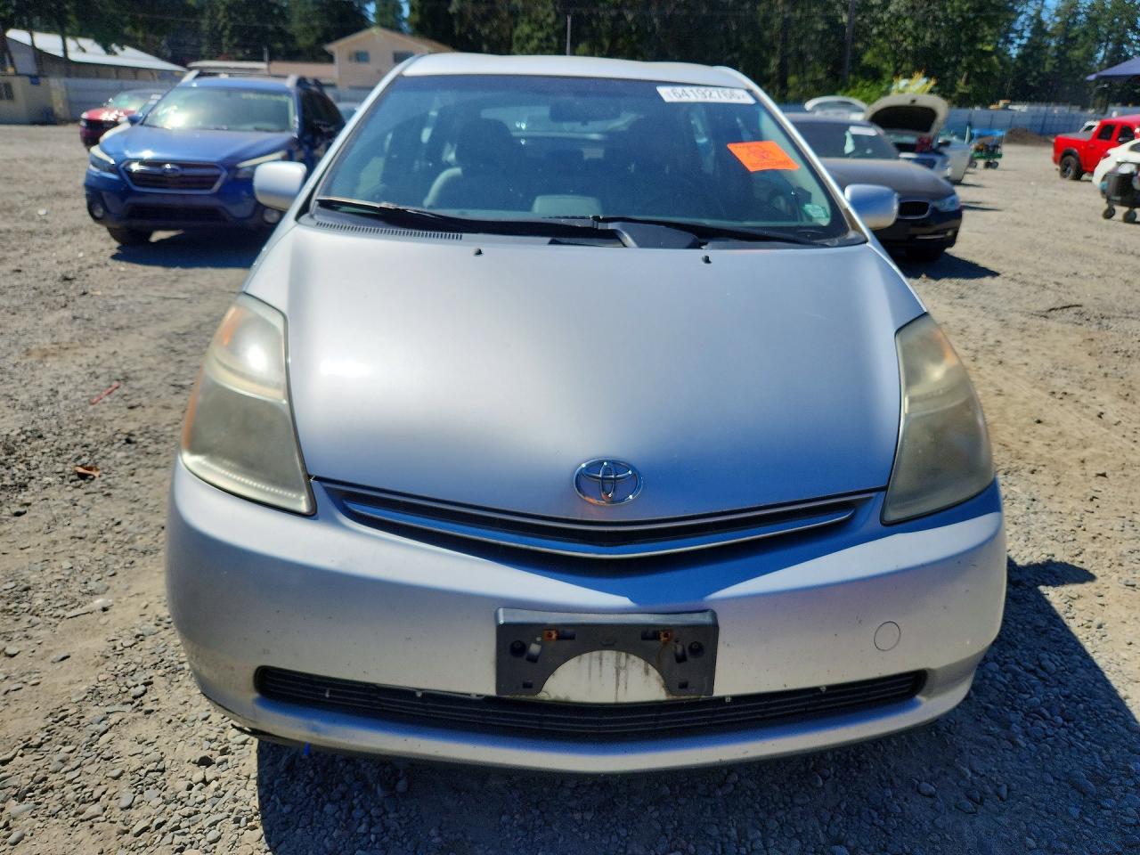 2006 Toyota Prius Base Серебряный vin: JTDKB20UX67060076