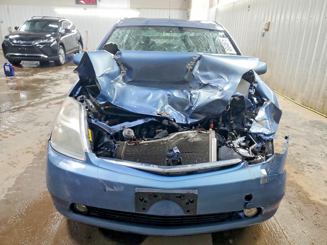 2006 Toyota Prius Base Синий vin: JTDKB20UX67068713