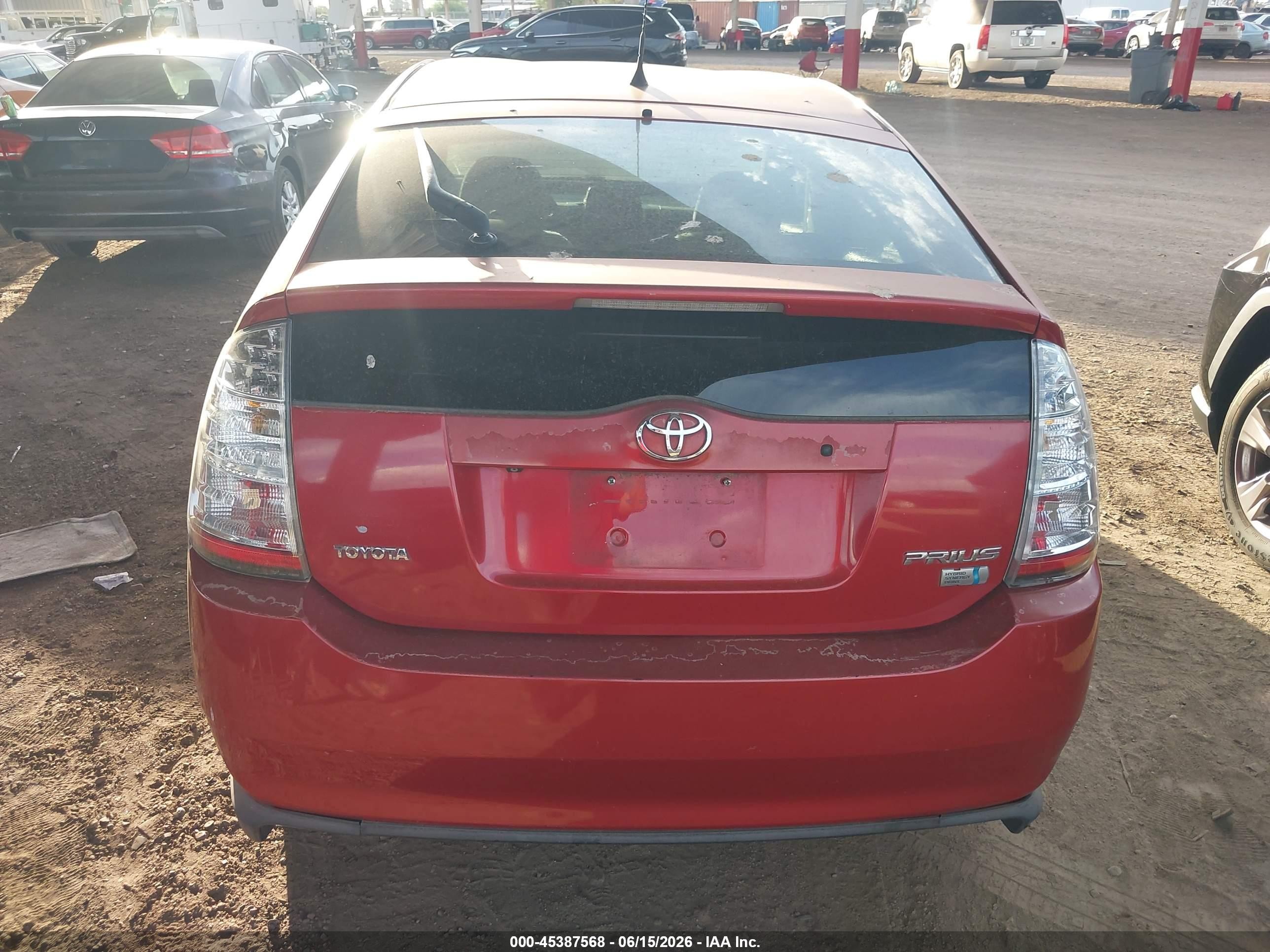 2006 Toyota Prius   Red vin: JTDKB20UX67078173
