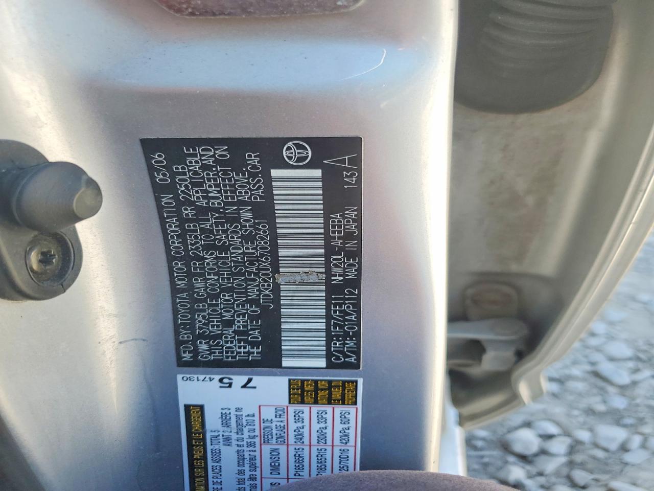 2006 Toyota Prius Base Silver vin: JTDKB20UX67082661