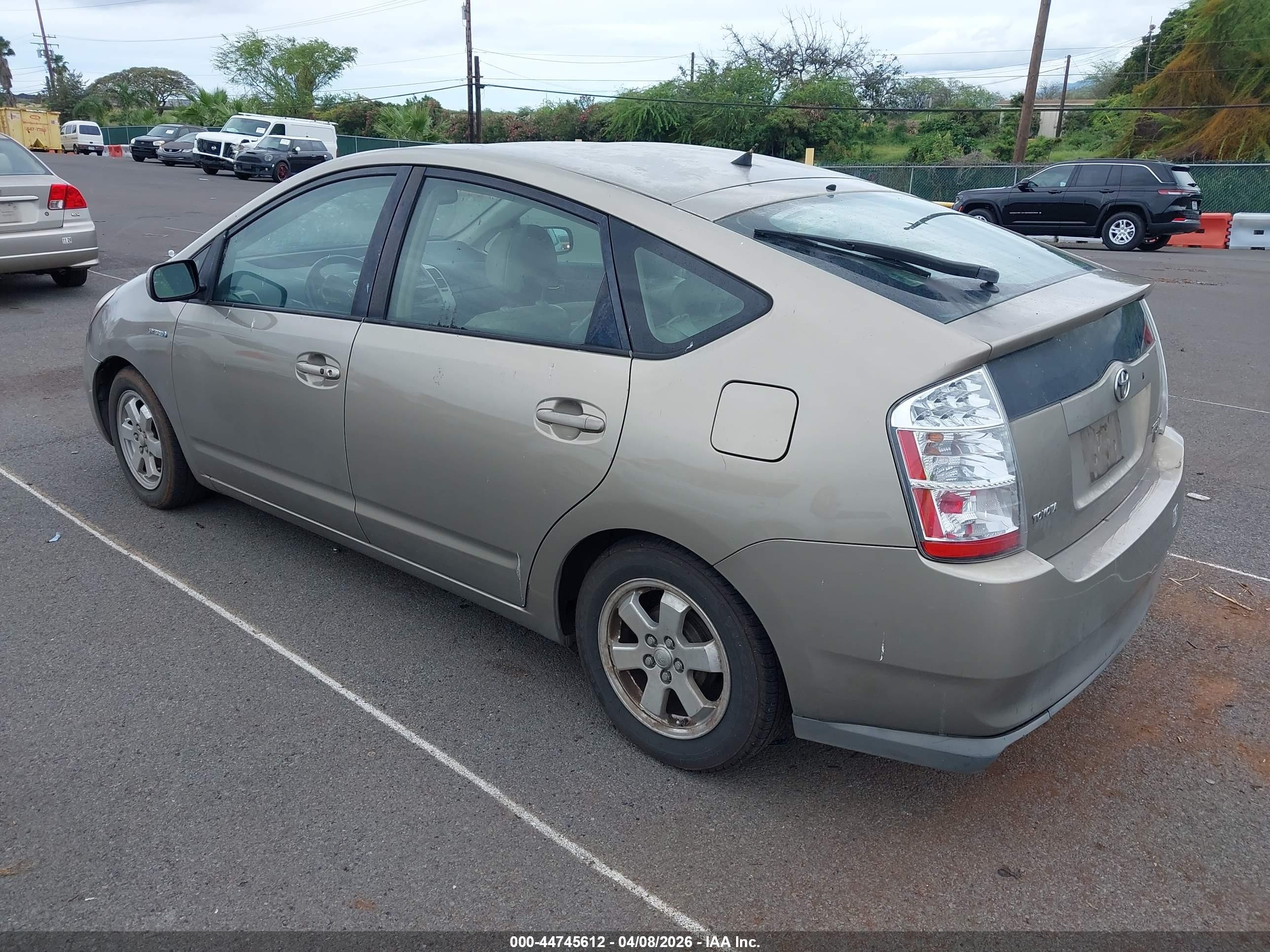2006 Toyota Prius   Gold vin: JTDKB20UX67507165
