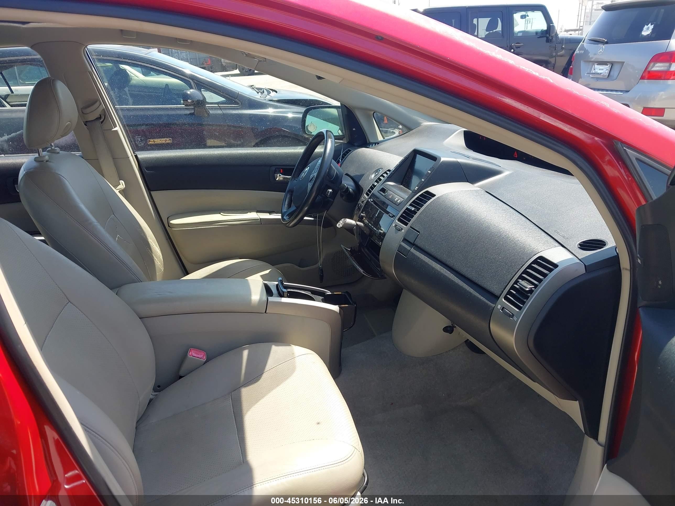 2006 Toyota Prius   Red vin: JTDKB20UX67507943