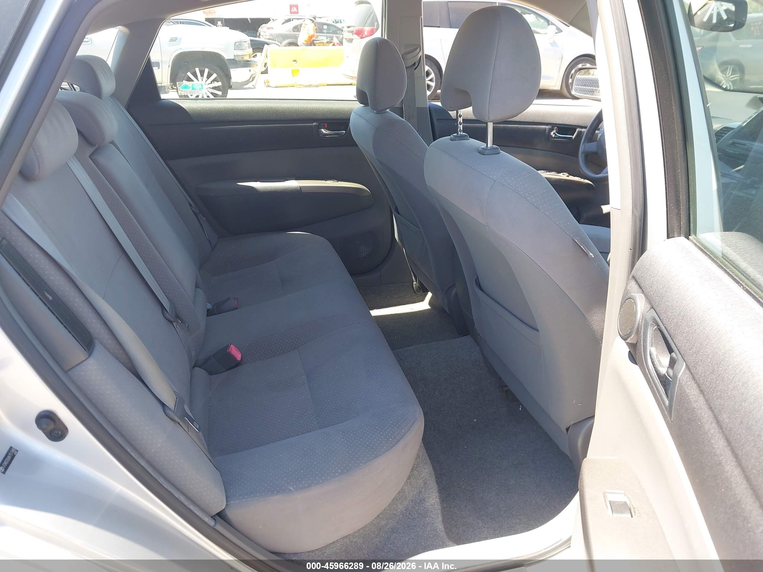 2006 Toyota Prius   Silver vin: JTDKB20UX67517680