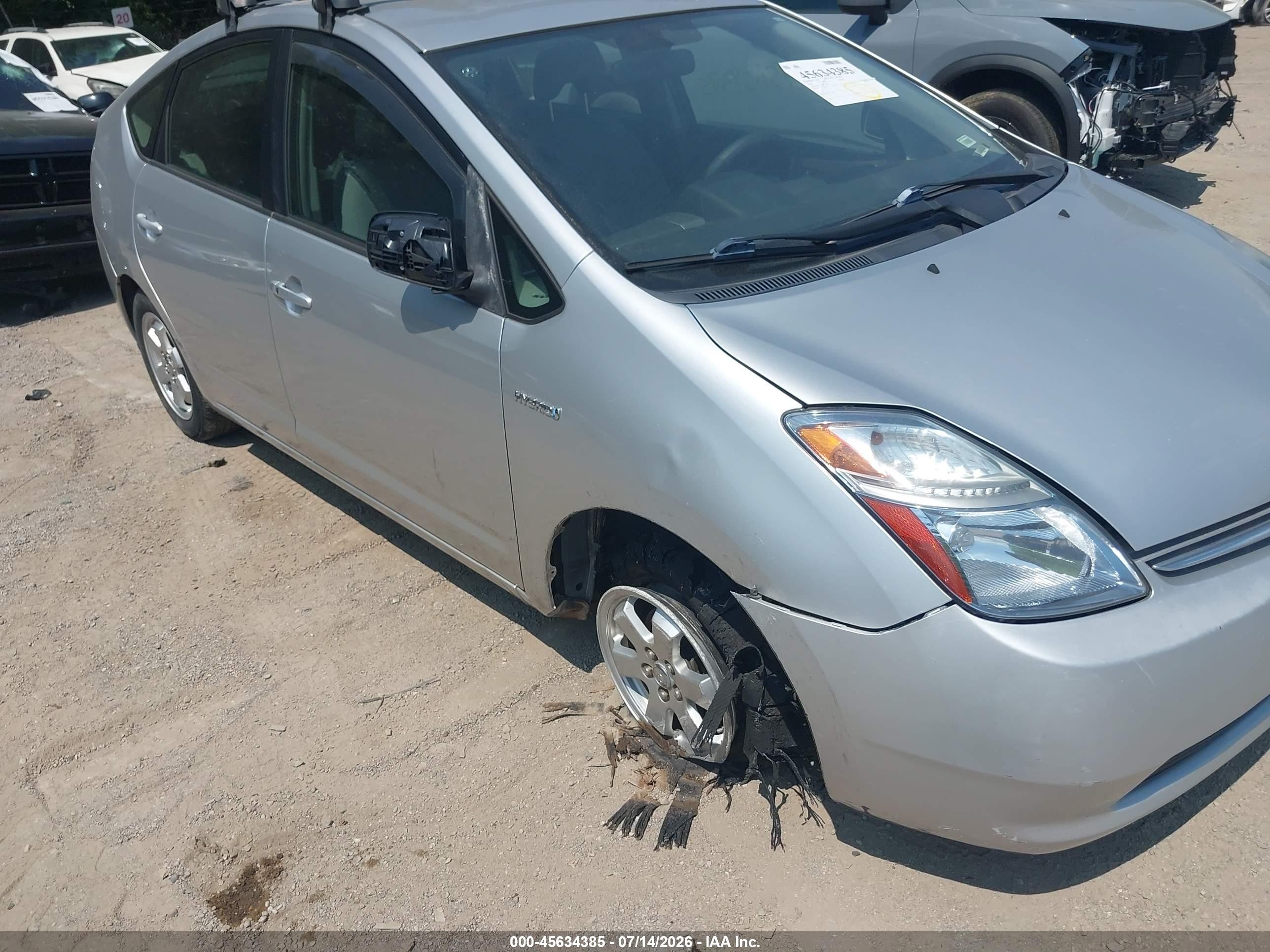 2006 Toyota Prius   Silver vin: JTDKB20UX67521857