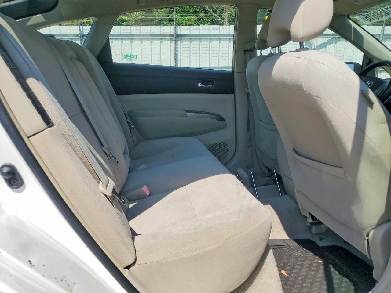 2006 Toyota Prius Base Белый vin: JTDKB20UX67529540