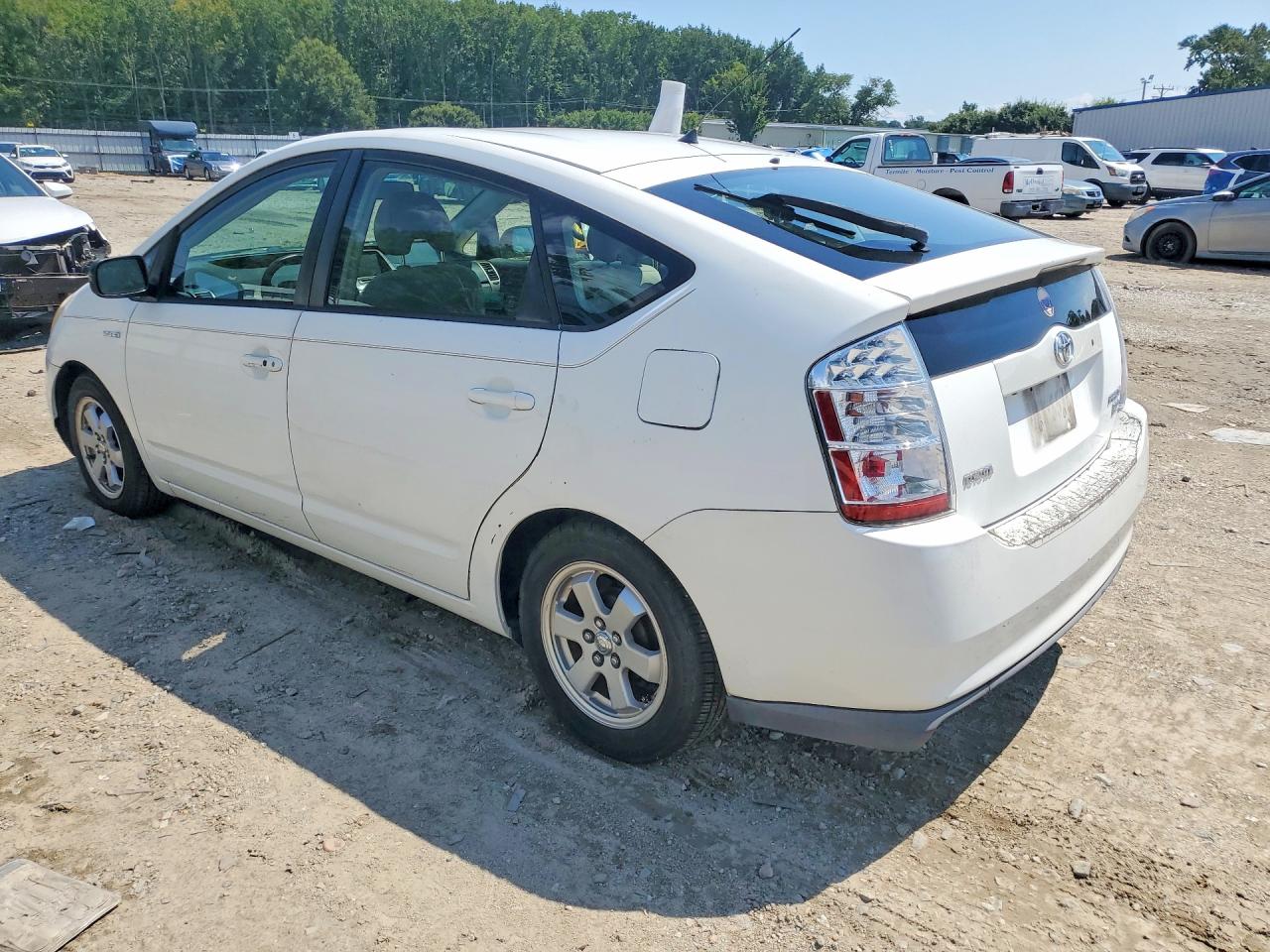 2006 Toyota Prius Base Белый vin: JTDKB20UX67529540