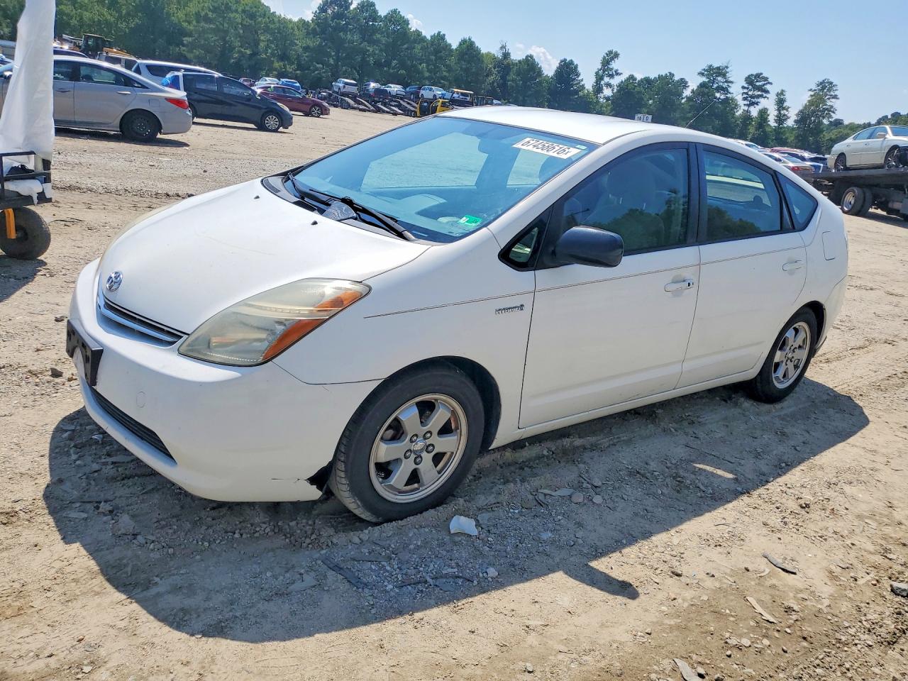 2006 Toyota Prius Base White vin: JTDKB20UX67529540