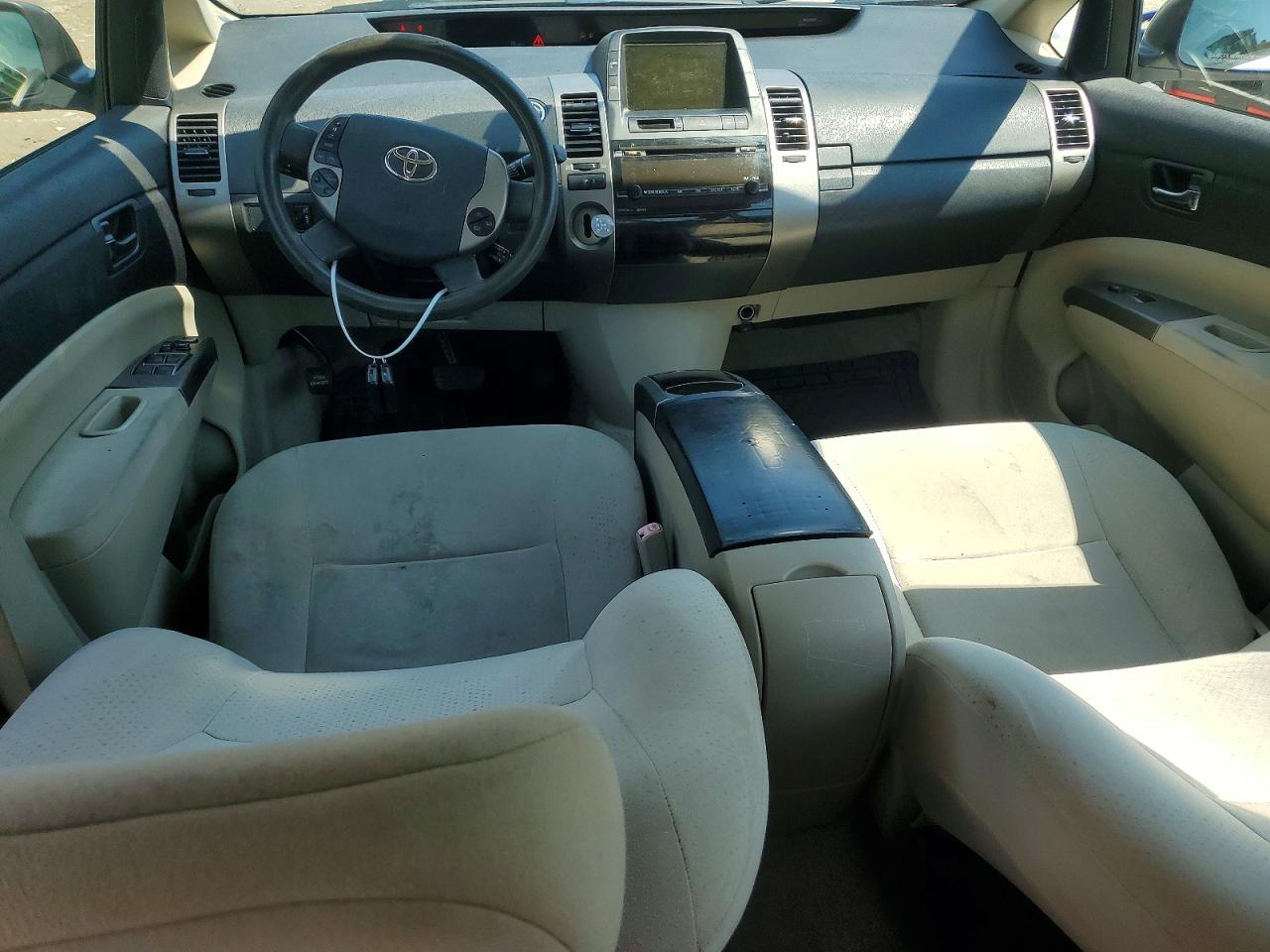 2006 Toyota Prius Base Белый vin: JTDKB20UX67529540