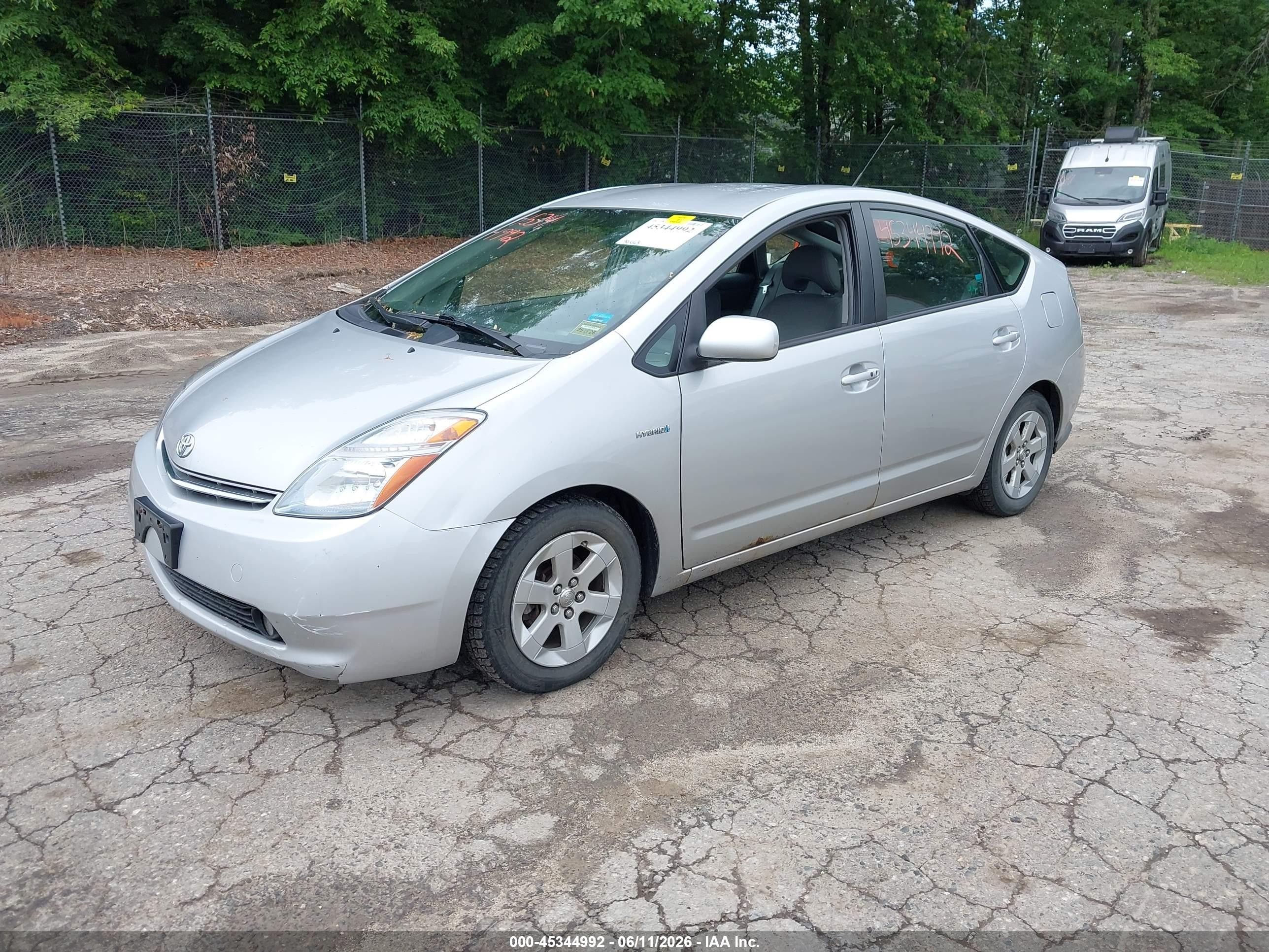 2006 Toyota Prius   Silver vin: JTDKB20UX67530851