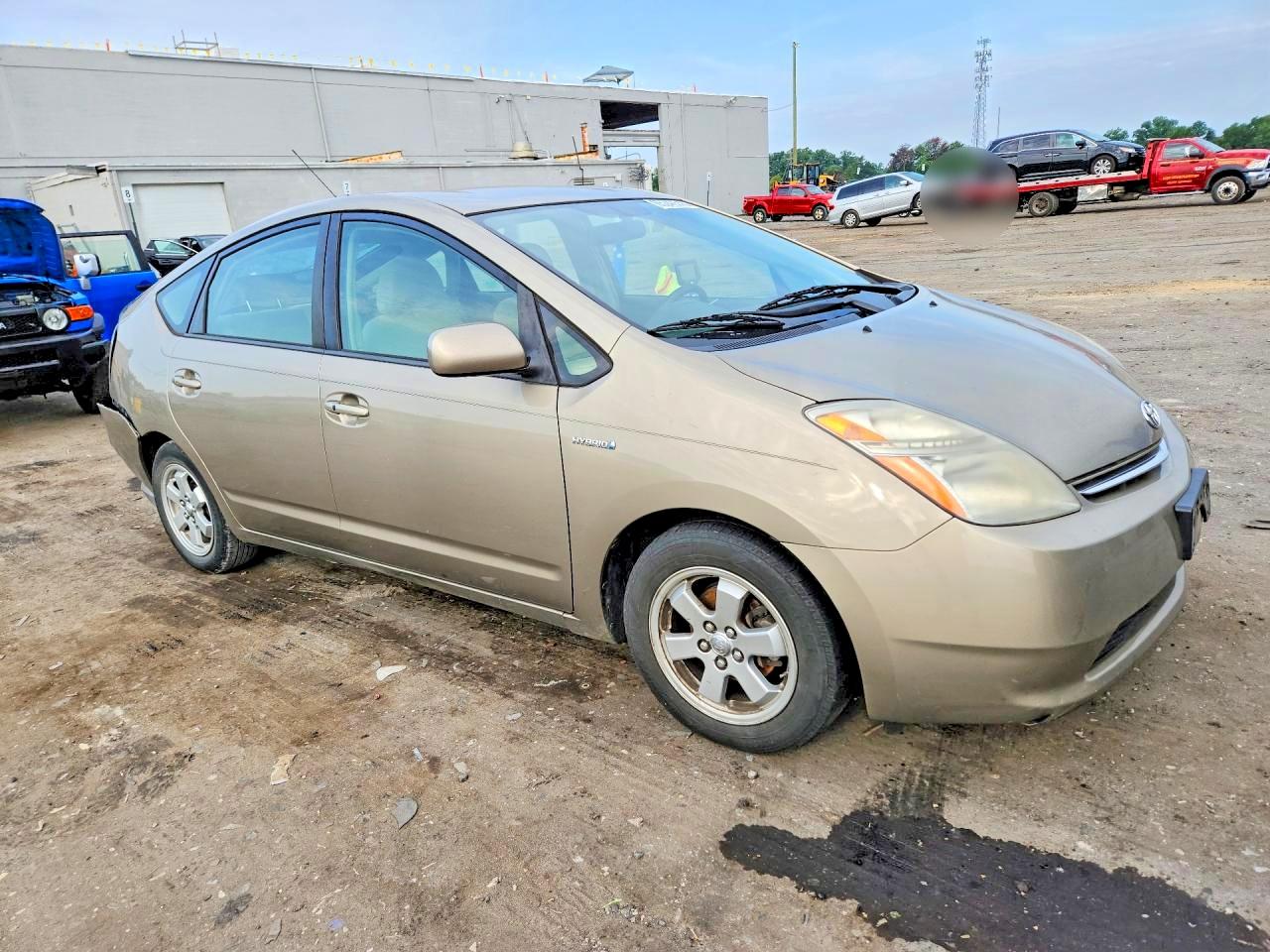 2006 Toyota Prius Base Beige vin: JTDKB20UX67540246