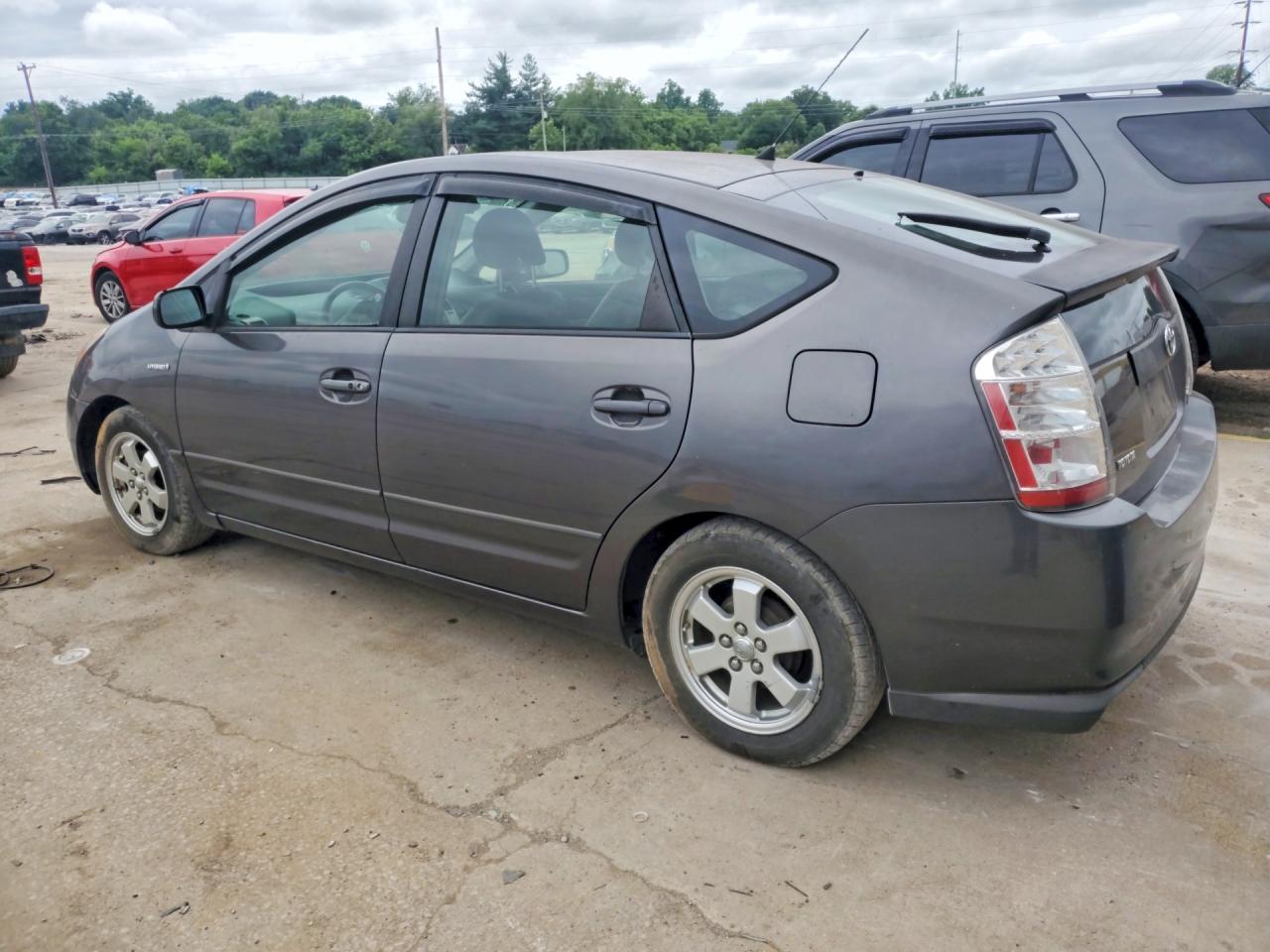 2007 Toyota Prius Base Gray vin: JTDKB20UX73228047