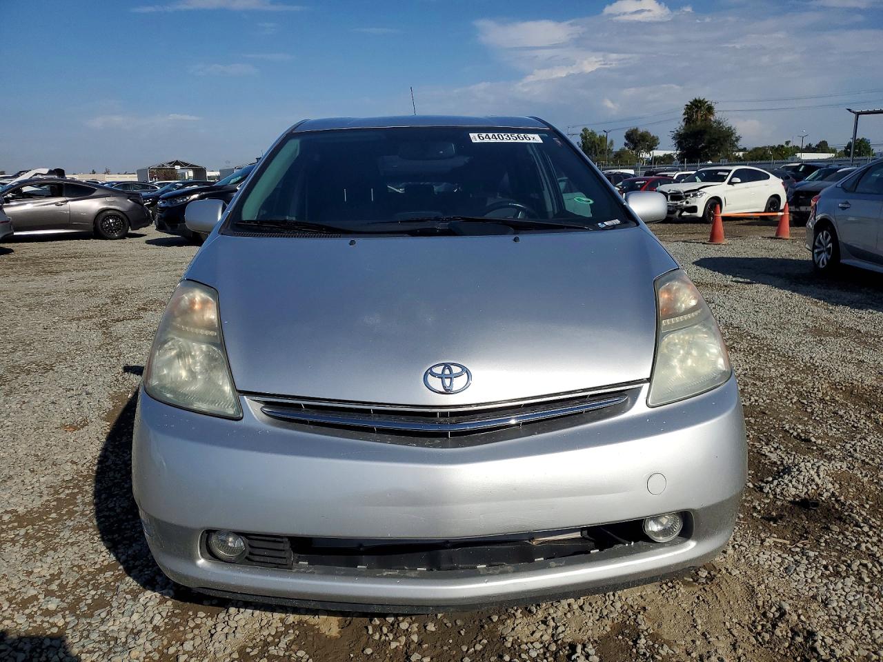 2007 Toyota Prius Base Silver vin: JTDKB20UX73247522