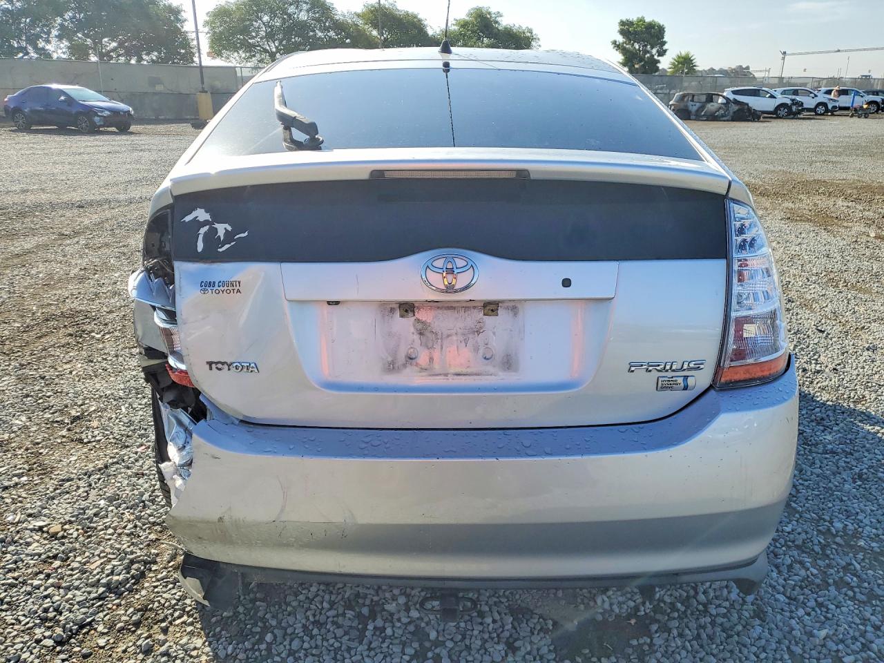 2007 Toyota Prius Base Silver vin: JTDKB20UX73247522