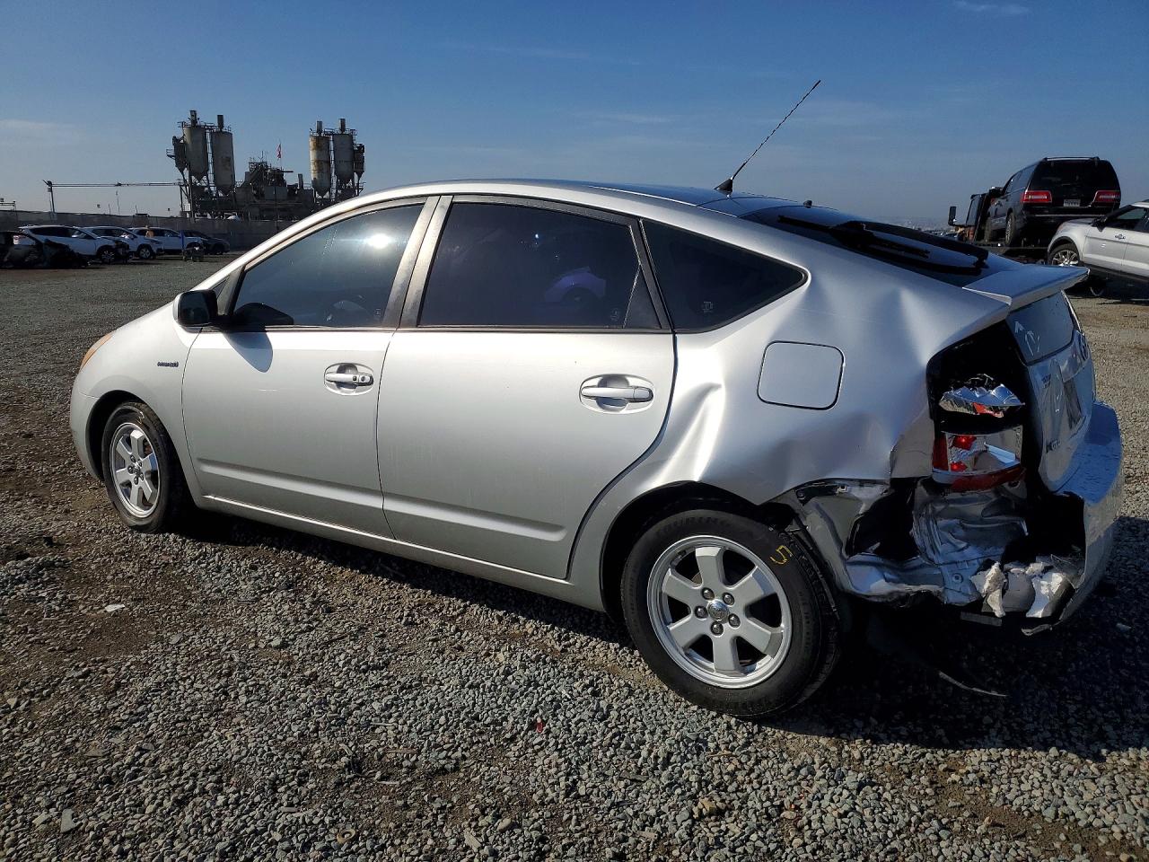2007 Toyota Prius Base Silver vin: JTDKB20UX73247522
