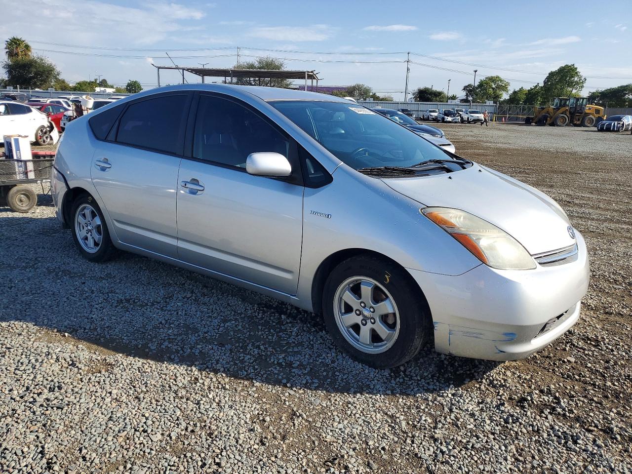 2007 Toyota Prius Base Silver vin: JTDKB20UX73247522