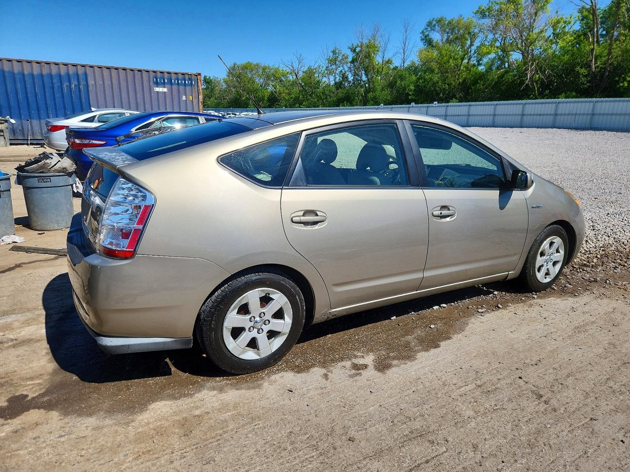 2007 Toyota Prius Base Желто-коричневый vin: JTDKB20UX73251344