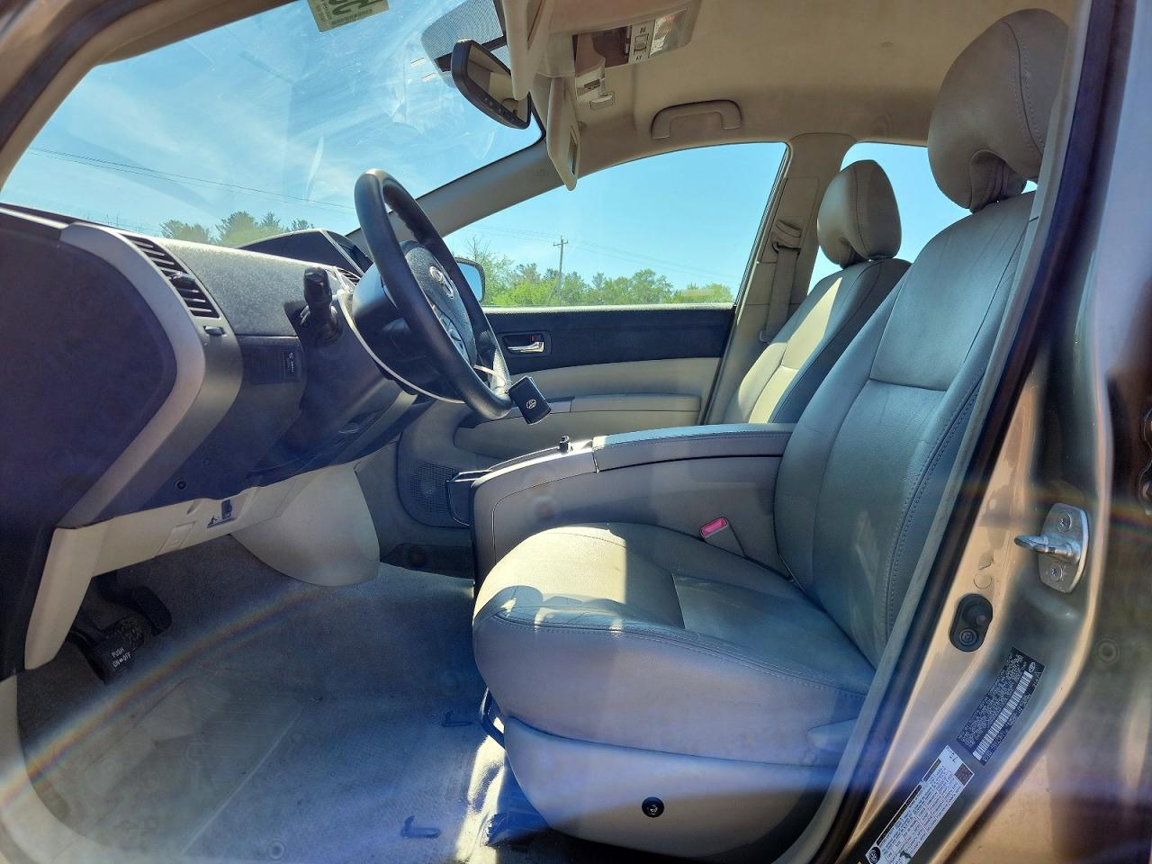 2007 Toyota Prius Base Желто-коричневый vin: JTDKB20UX73251344