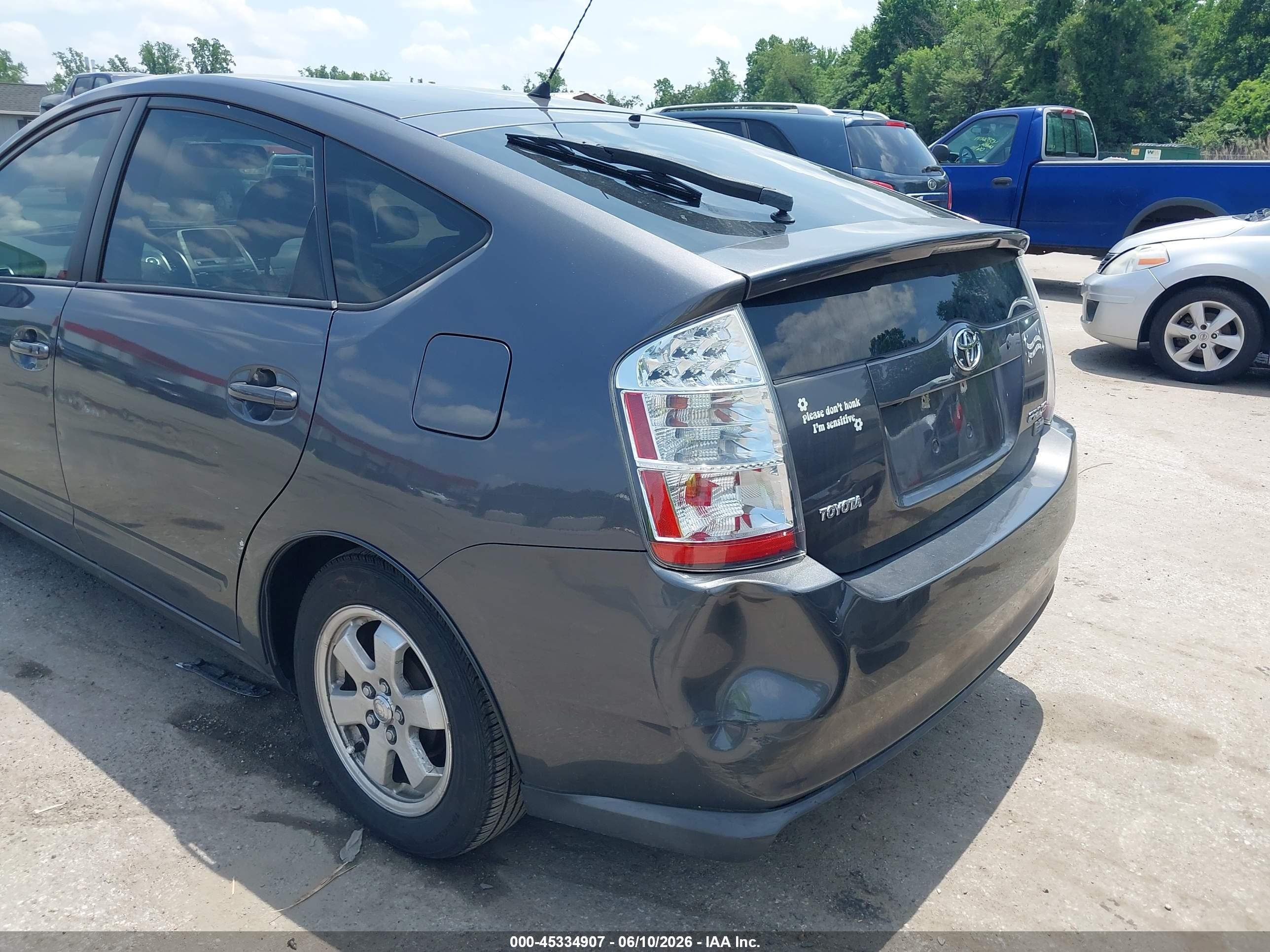 2007 Toyota Prius   Gray vin: JTDKB20UX73263543