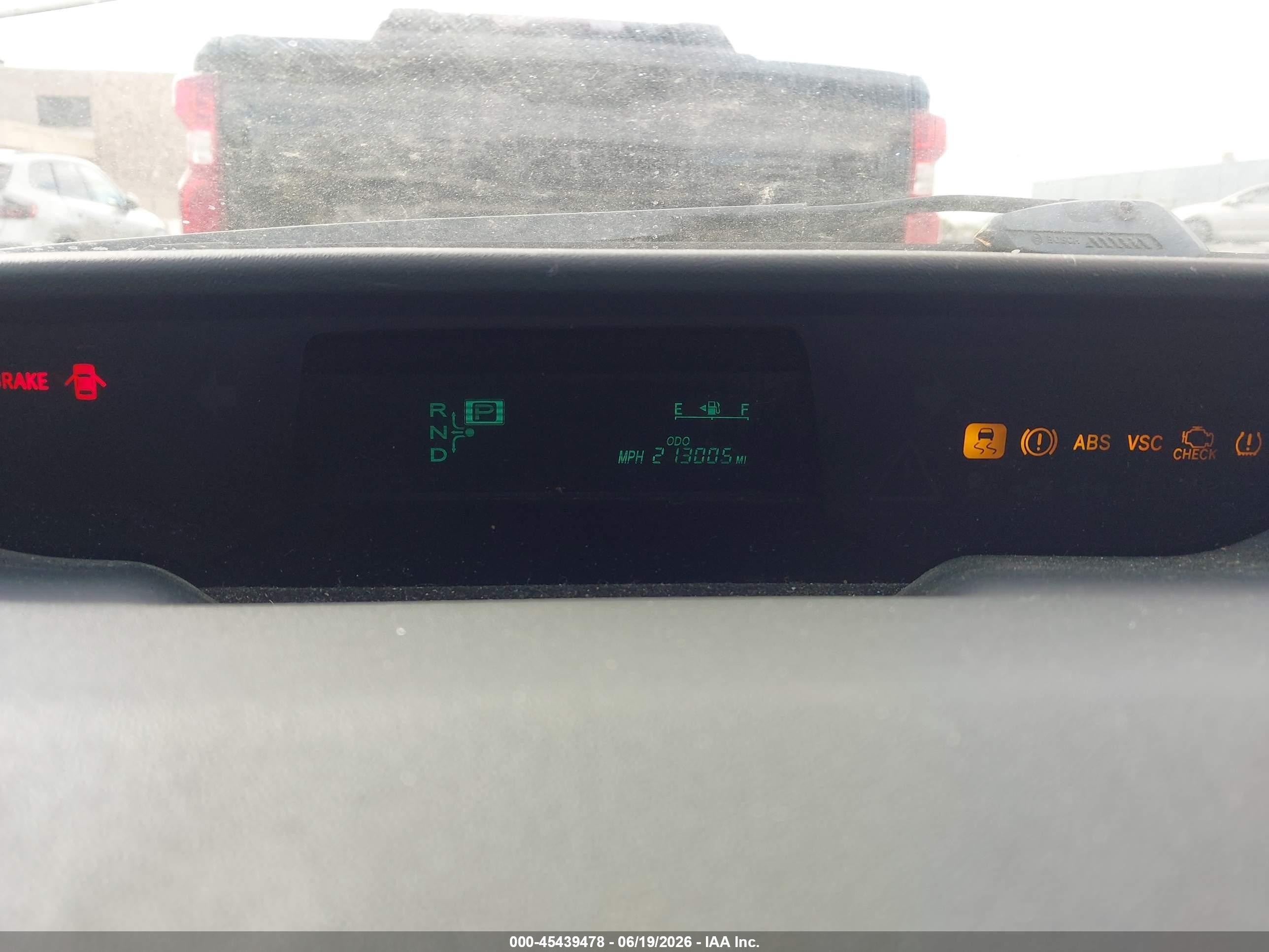 2007 Toyota Prius   White vin: JTDKB20UX73274008