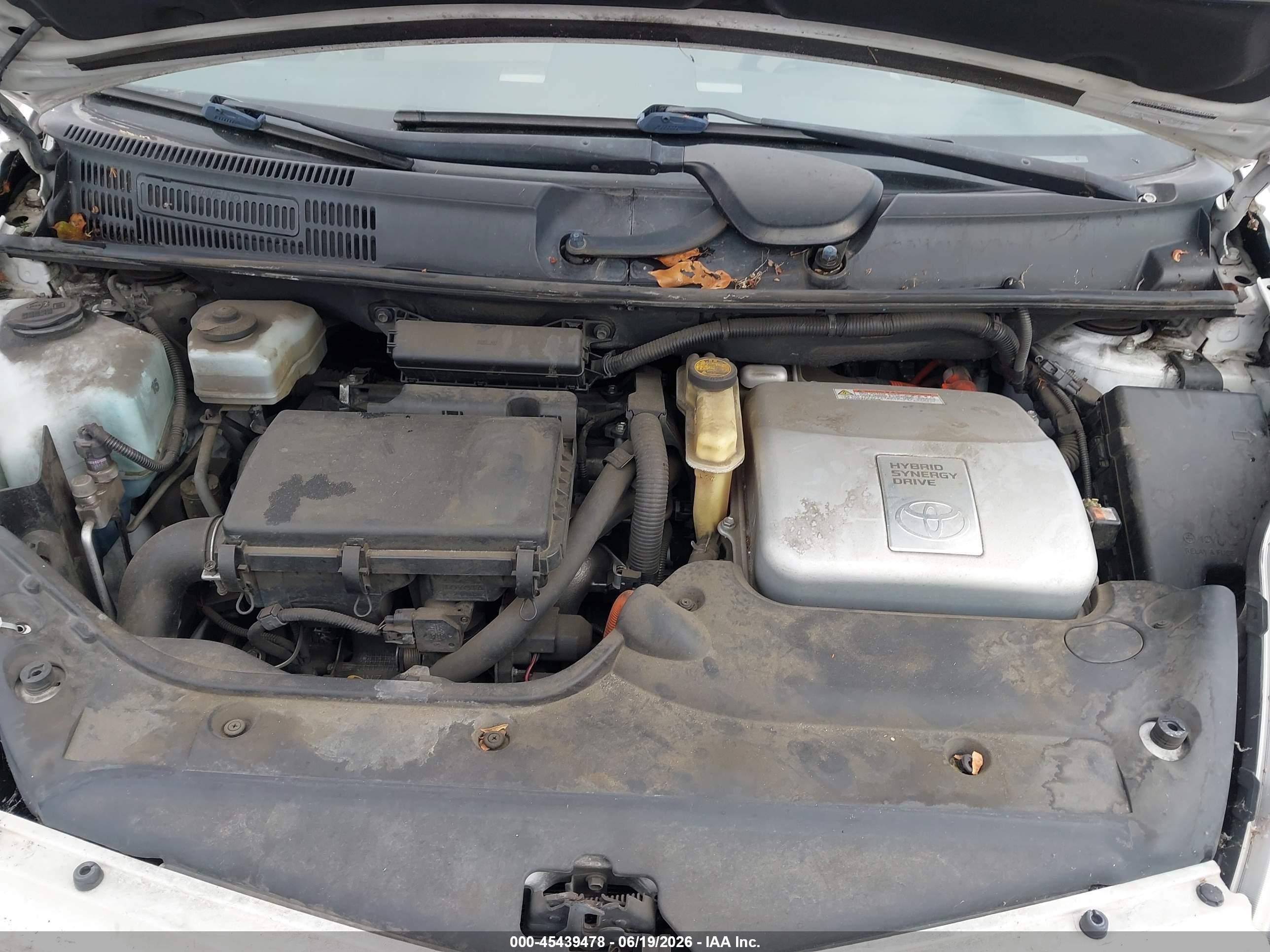 2007 Toyota Prius   White vin: JTDKB20UX73274008