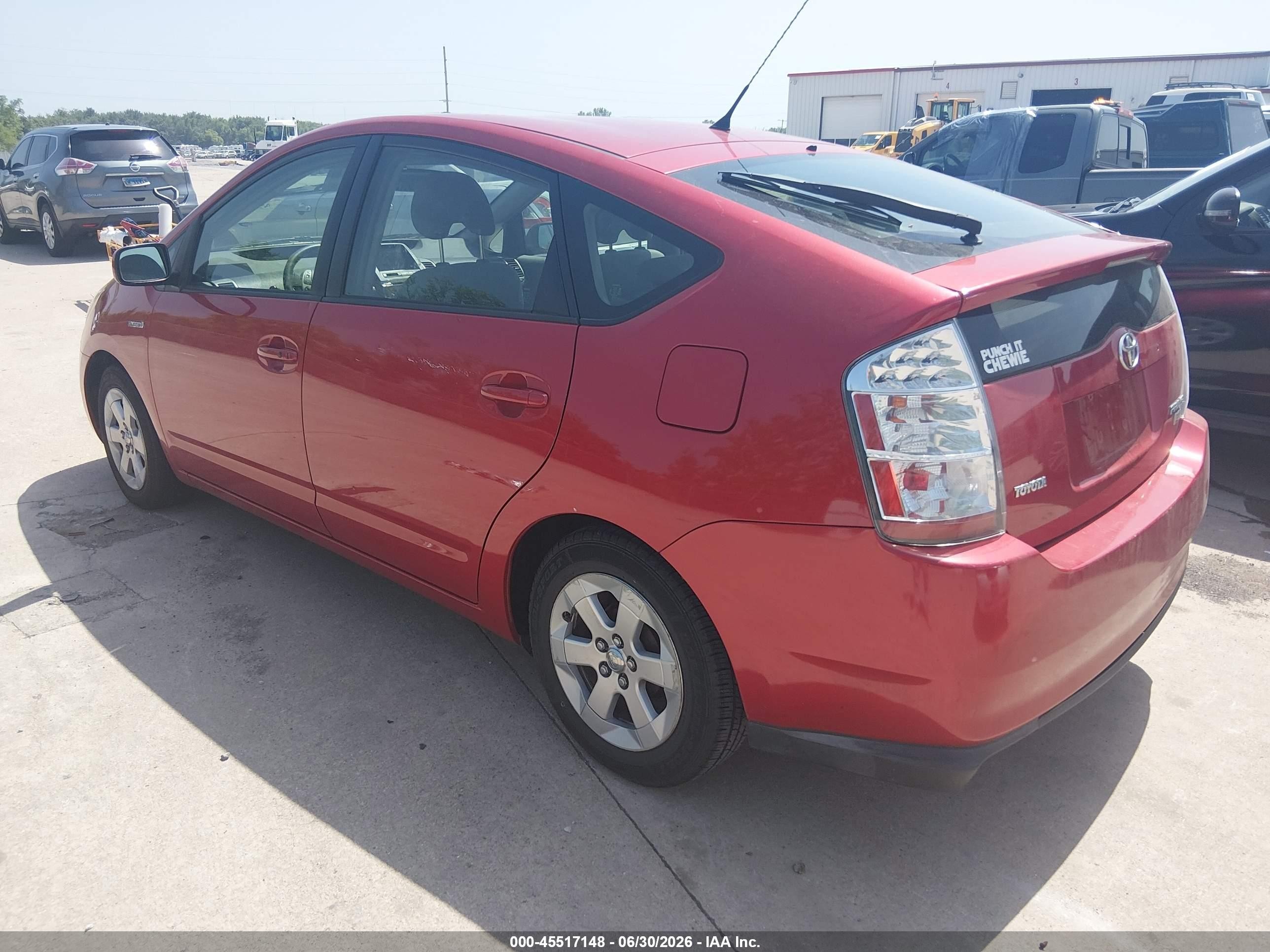 2007 Toyota Prius   Red vin: JTDKB20UX73275157