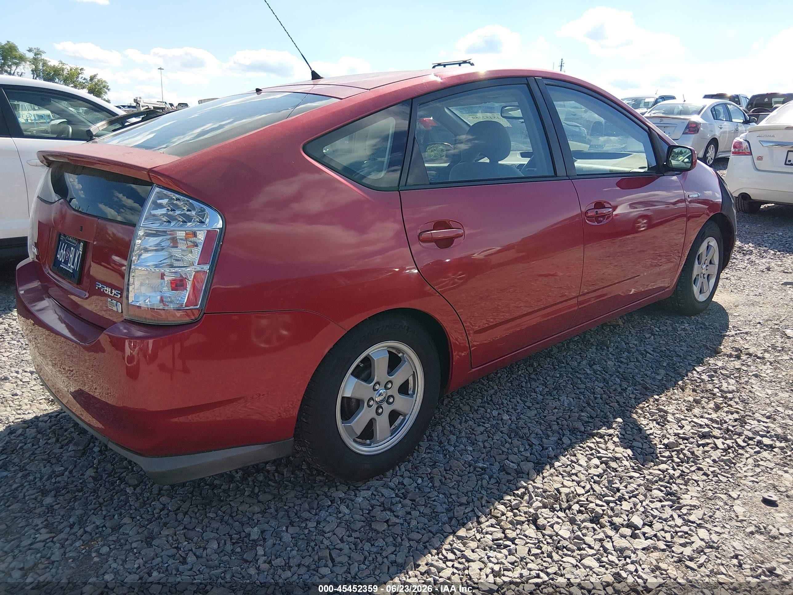 2007 Toyota Prius   Red vin: JTDKB20UX73282240