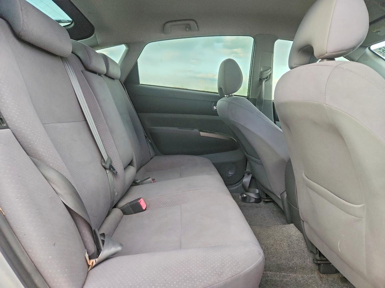 2007 Toyota Prius Base Silver vin: JTDKB20UX77090342