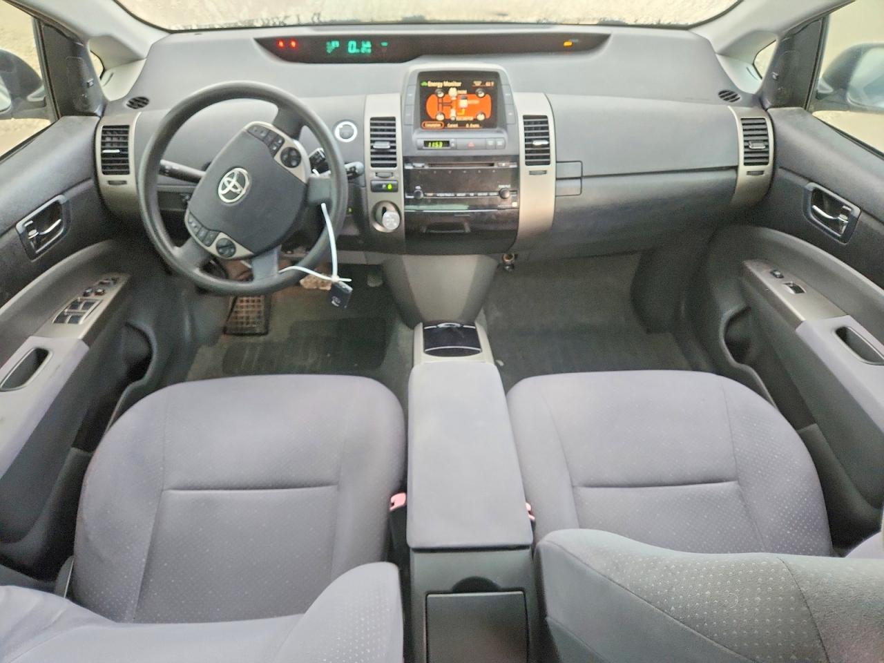 2007 Toyota Prius Base Silver vin: JTDKB20UX77090342