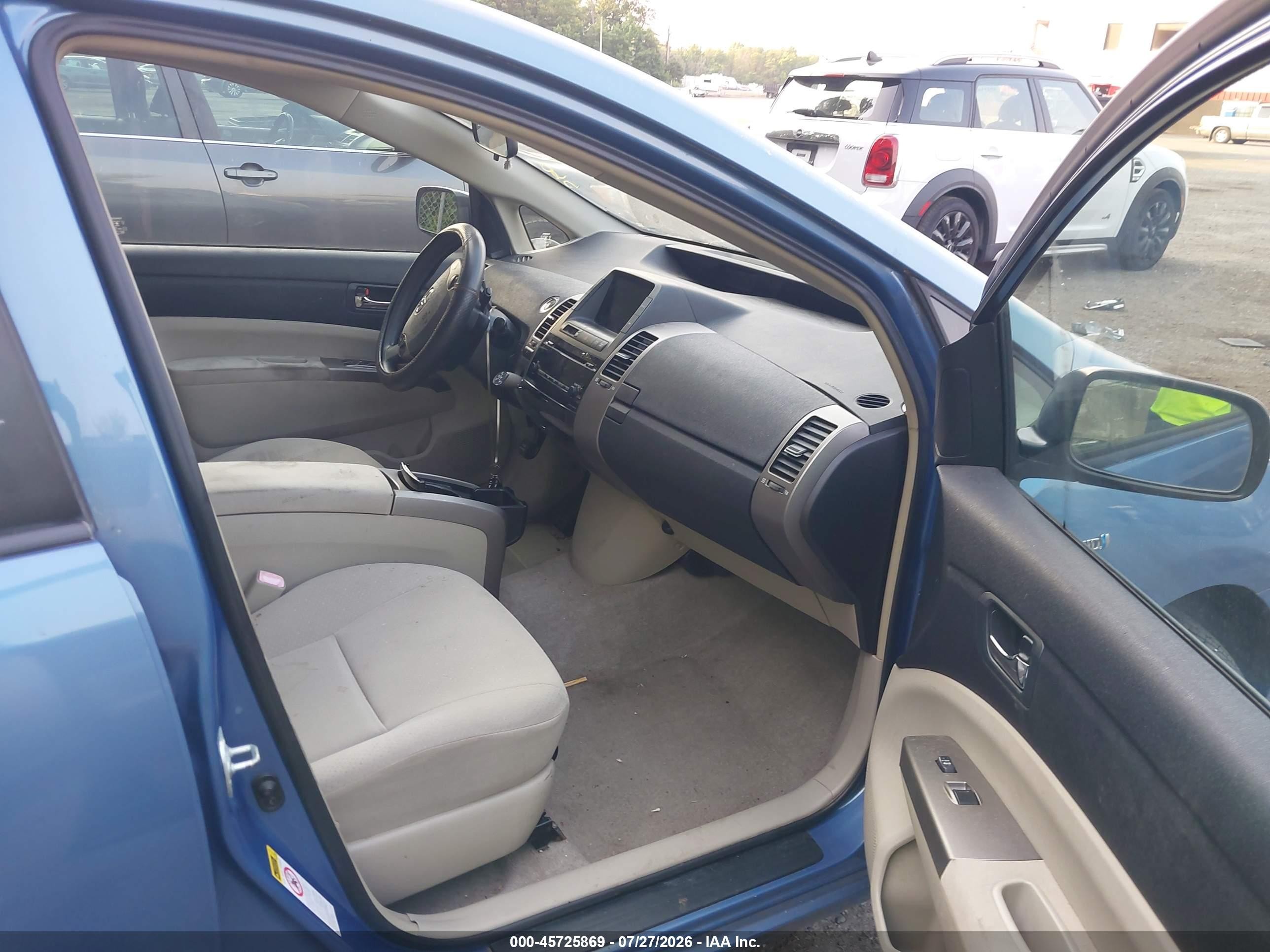 2007 Toyota Prius   Light Blue vin: JTDKB20UX77553970