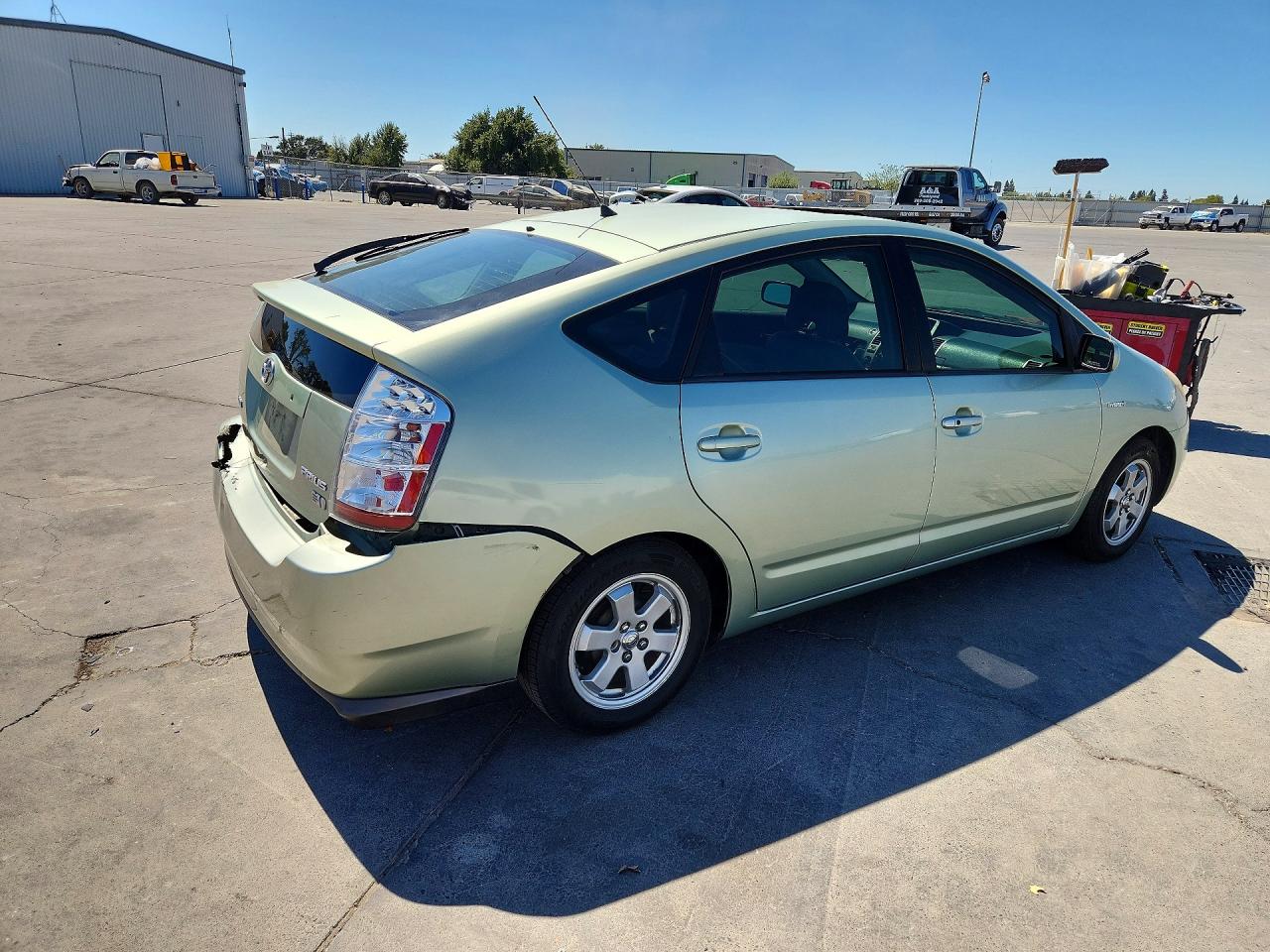 2007 Toyota Prius Base Green vin: JTDKB20UX77572079