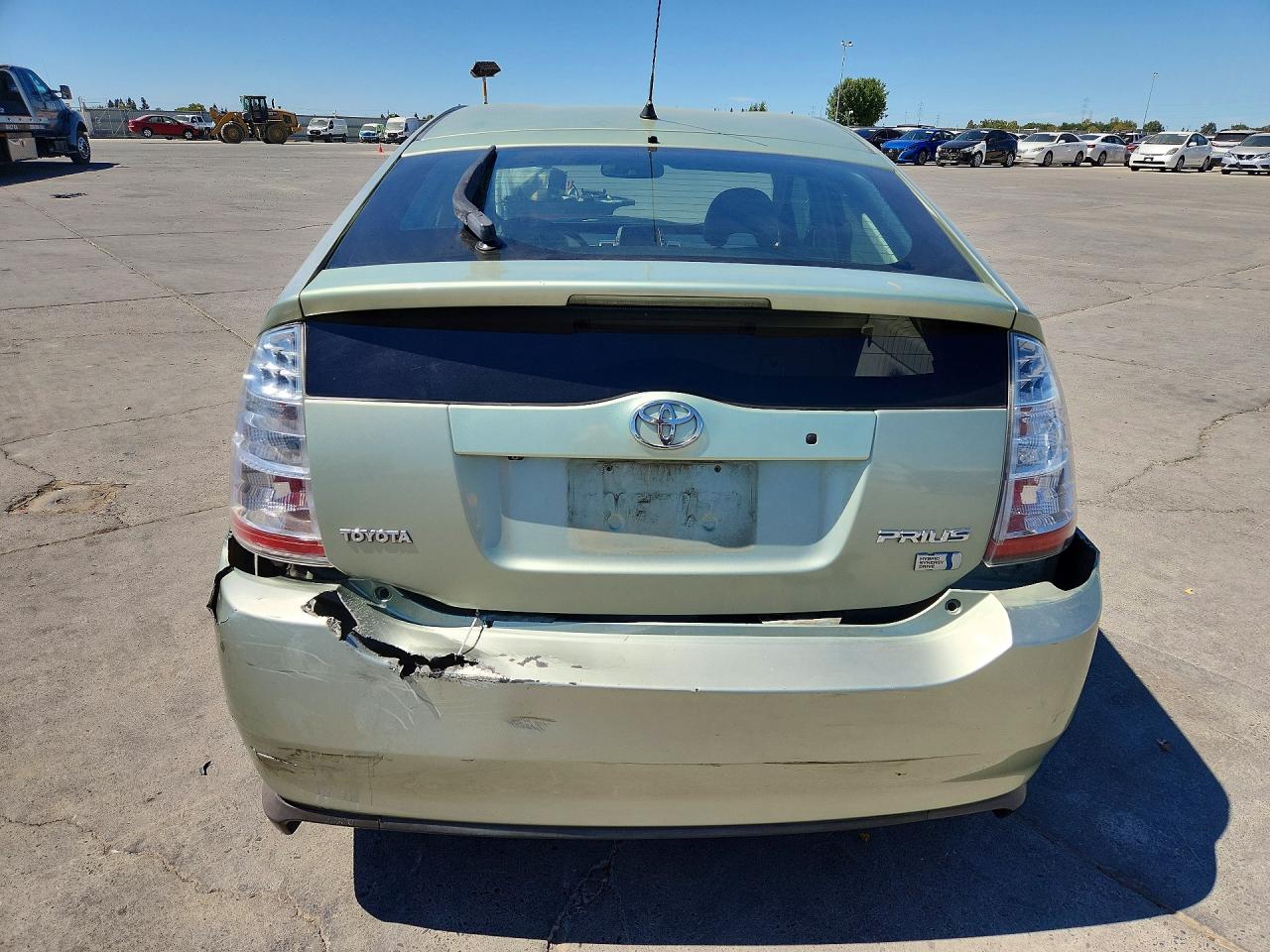 2007 Toyota Prius Base Green vin: JTDKB20UX77572079