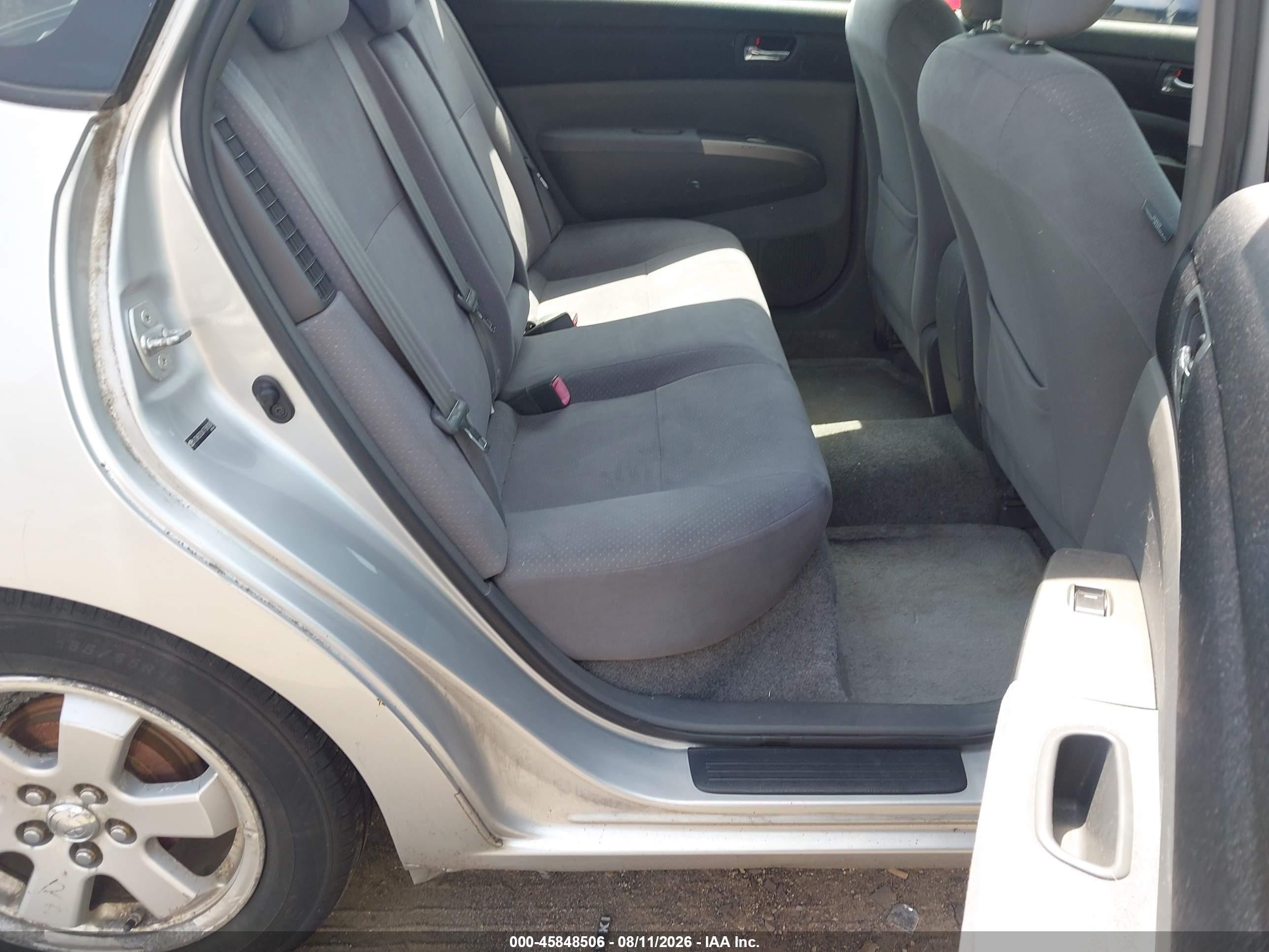 2007 Toyota Prius   Silver vin: JTDKB20UX77581087