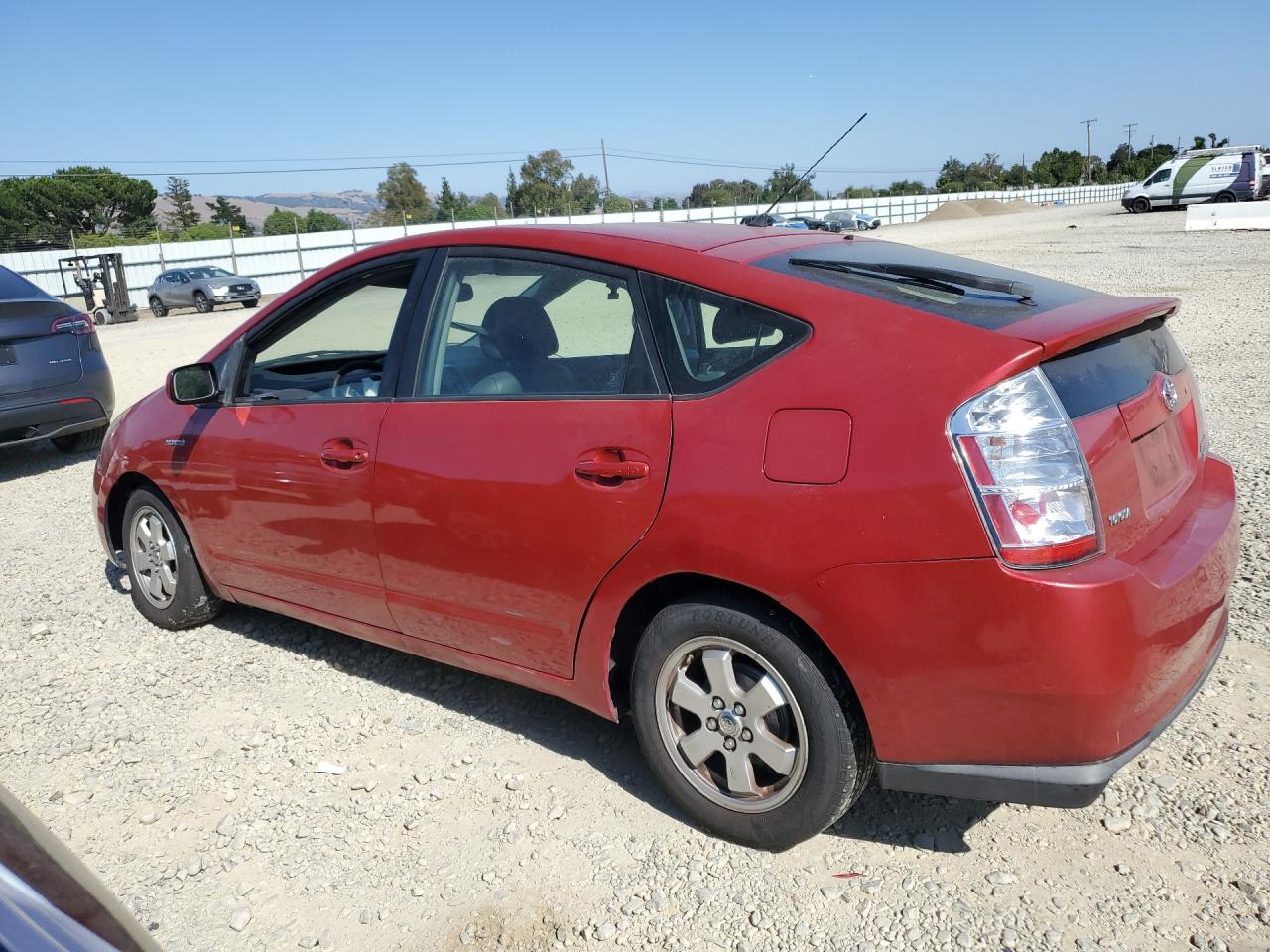 2007 Toyota Prius Base Red vin: JTDKB20UX77615903