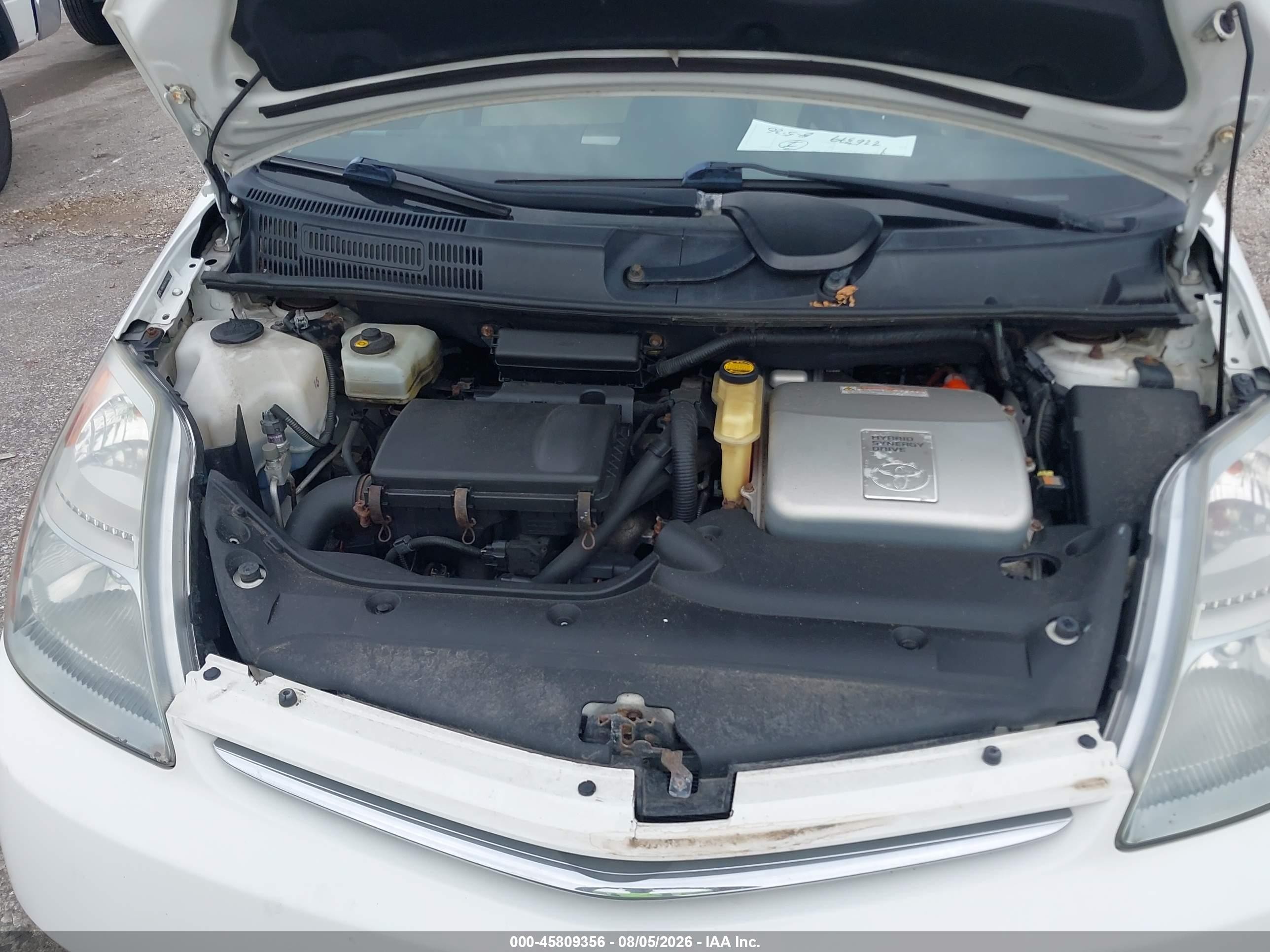 2007 Toyota Prius   White vin: JTDKB20UX77622124