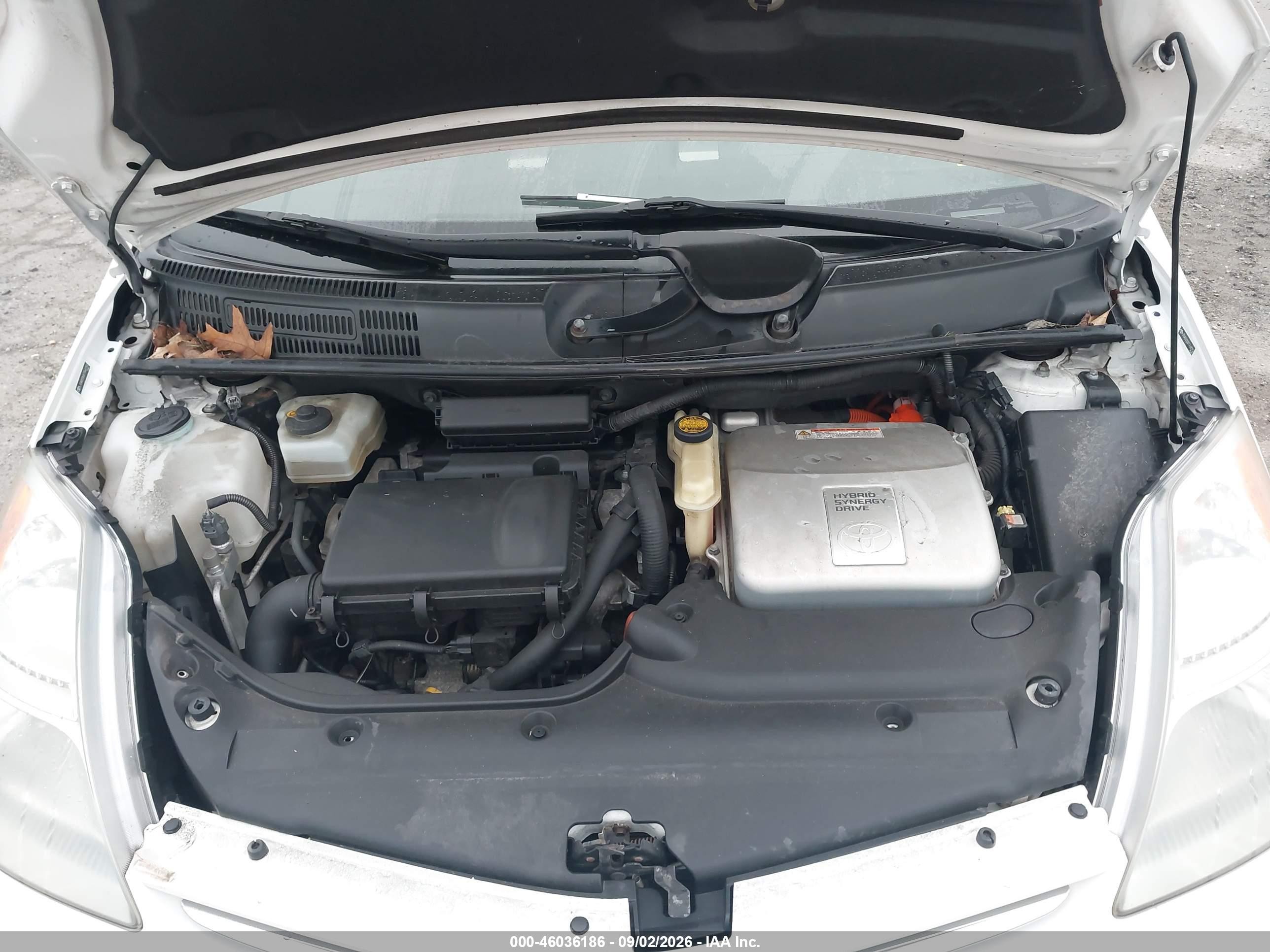 2007 Toyota Prius   White vin: JTDKB20UX77647752