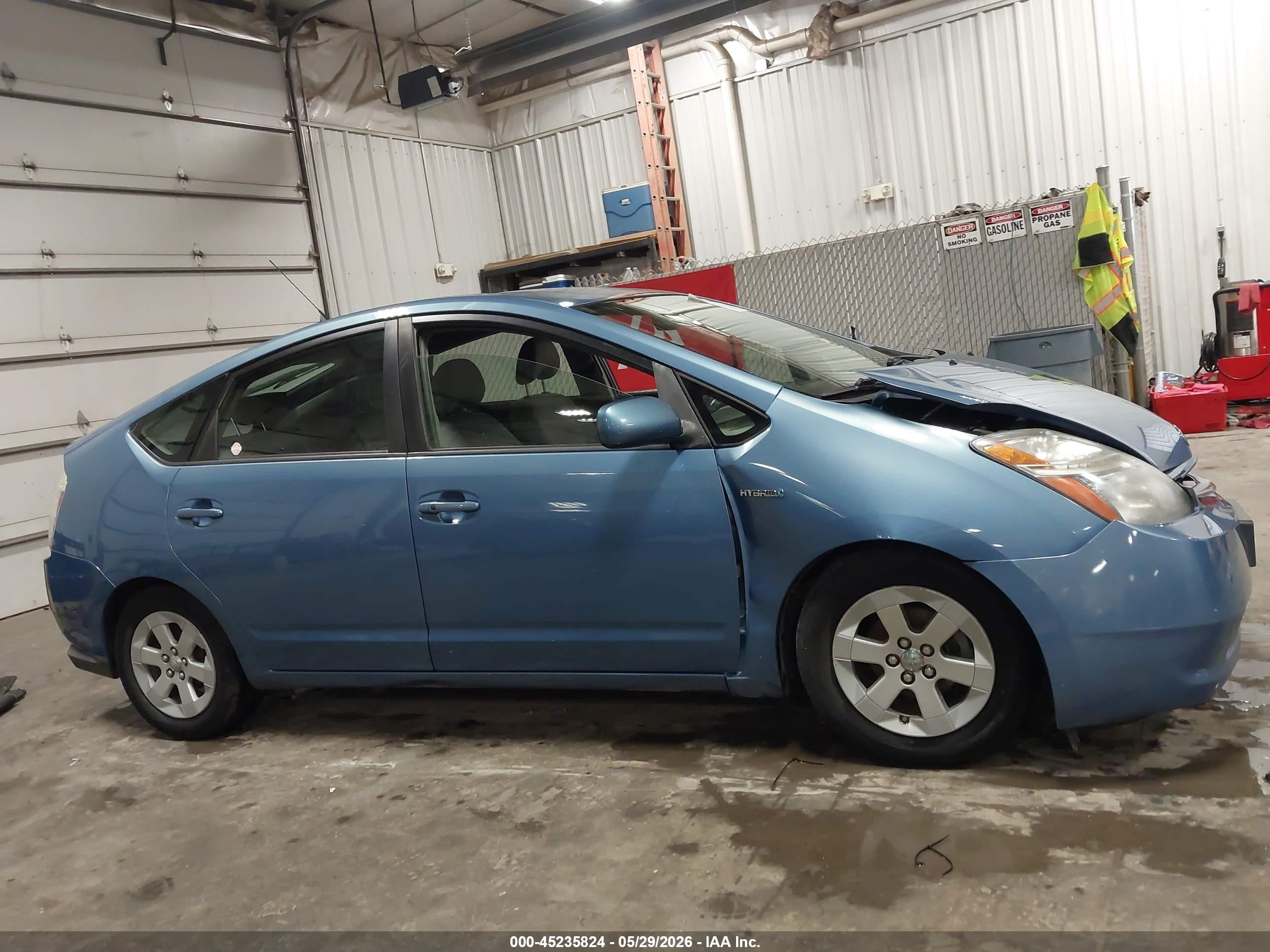 2007 Toyota Prius Blue vin: JTDKB20UX77678063
