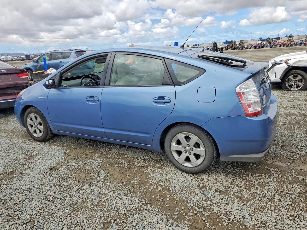 2007 Toyota Prius Base Blue vin: JTDKB20UX77685479