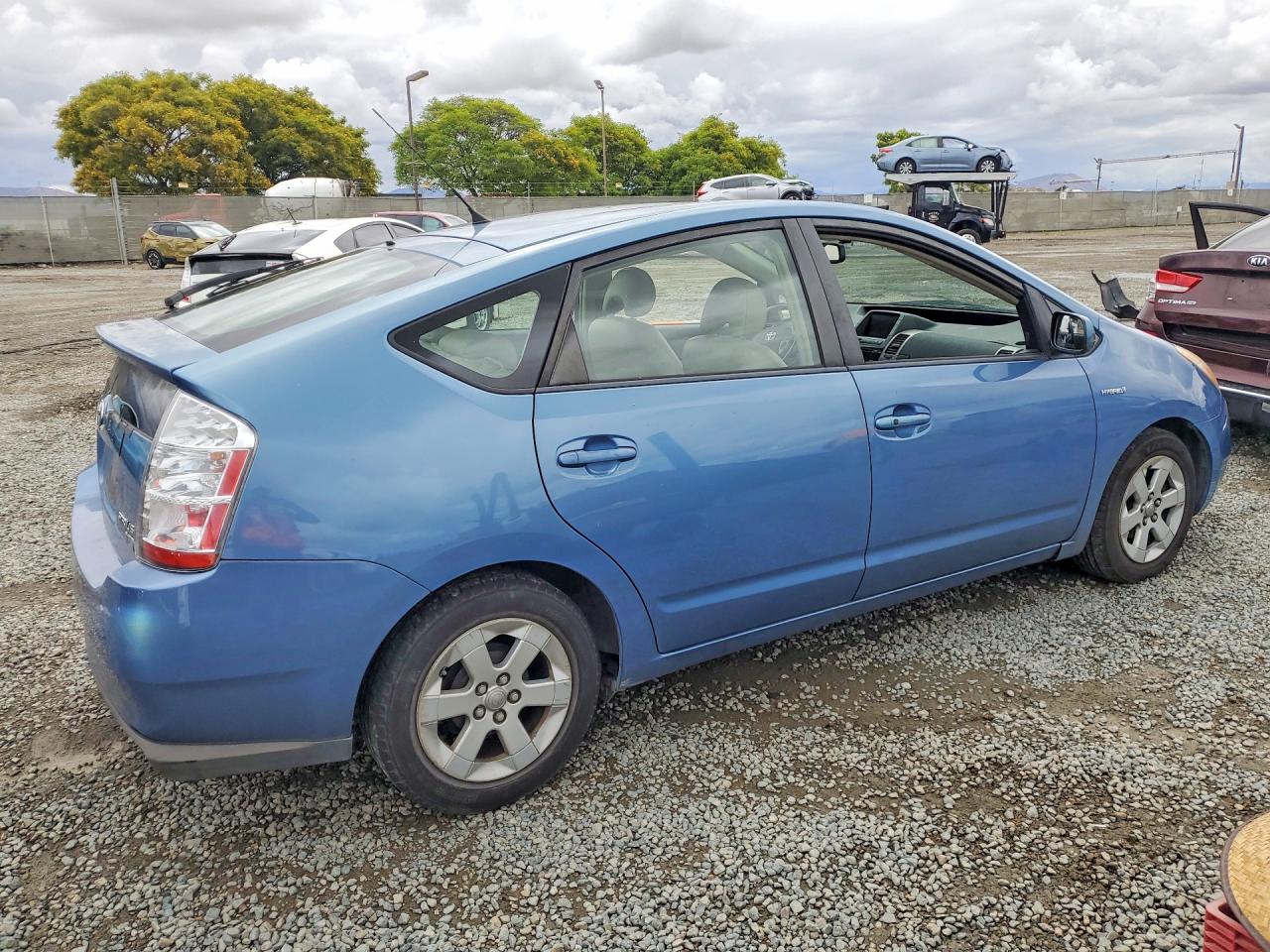2007 Toyota Prius Base Blue vin: JTDKB20UX77685479