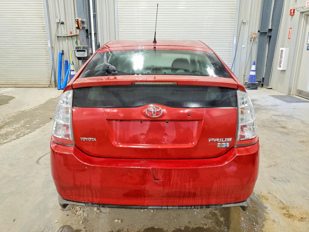 2007 Toyota Prius Base Red vin: JTDKB20UX77686826