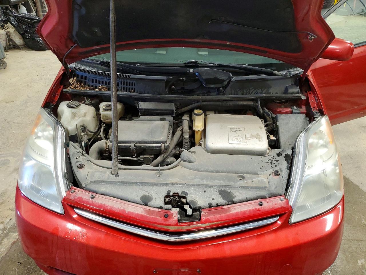 2007 Toyota Prius Base Red vin: JTDKB20UX77686826
