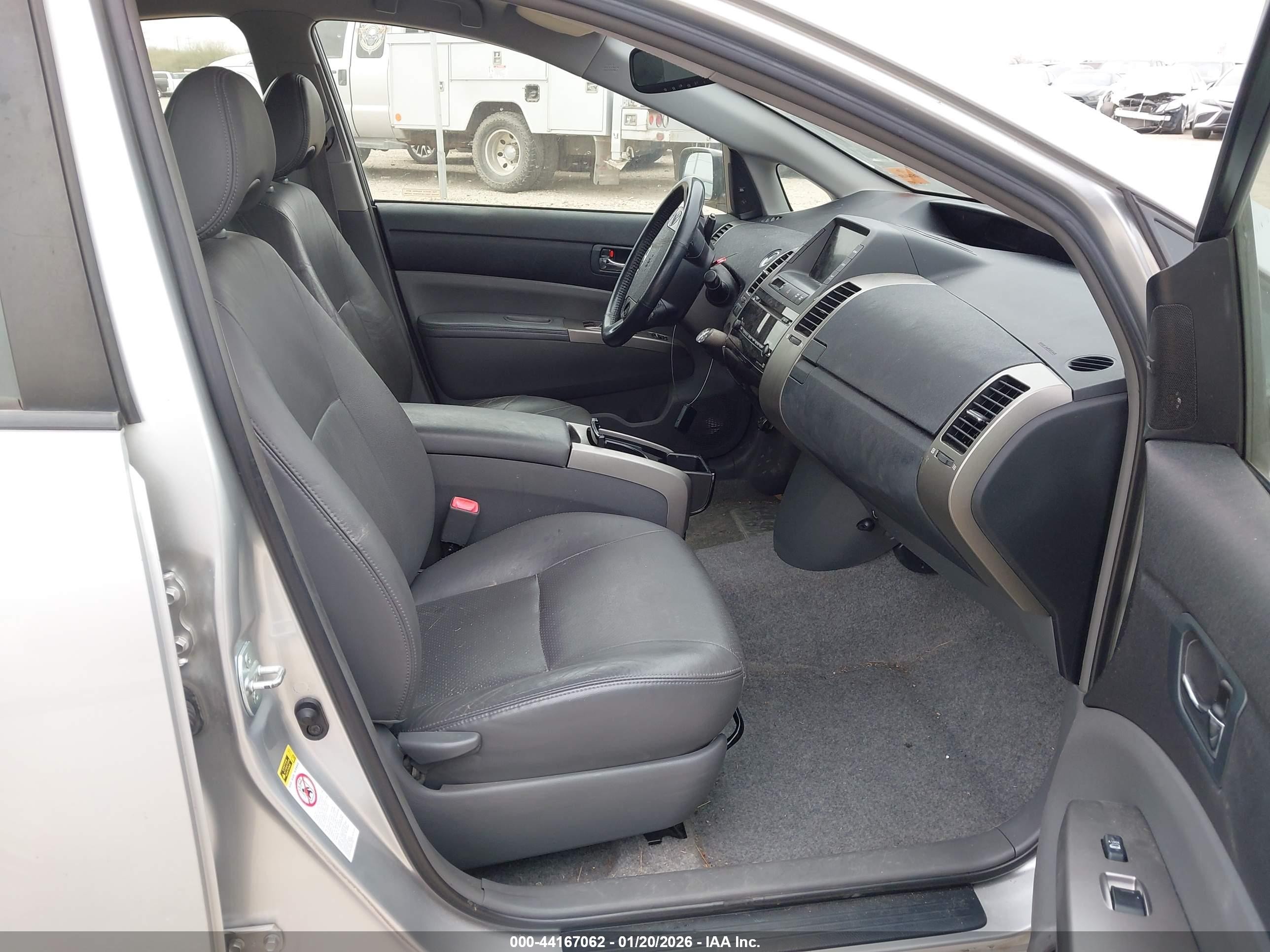 2008 Toyota Prius Silver vin: JTDKB20UX83336413
