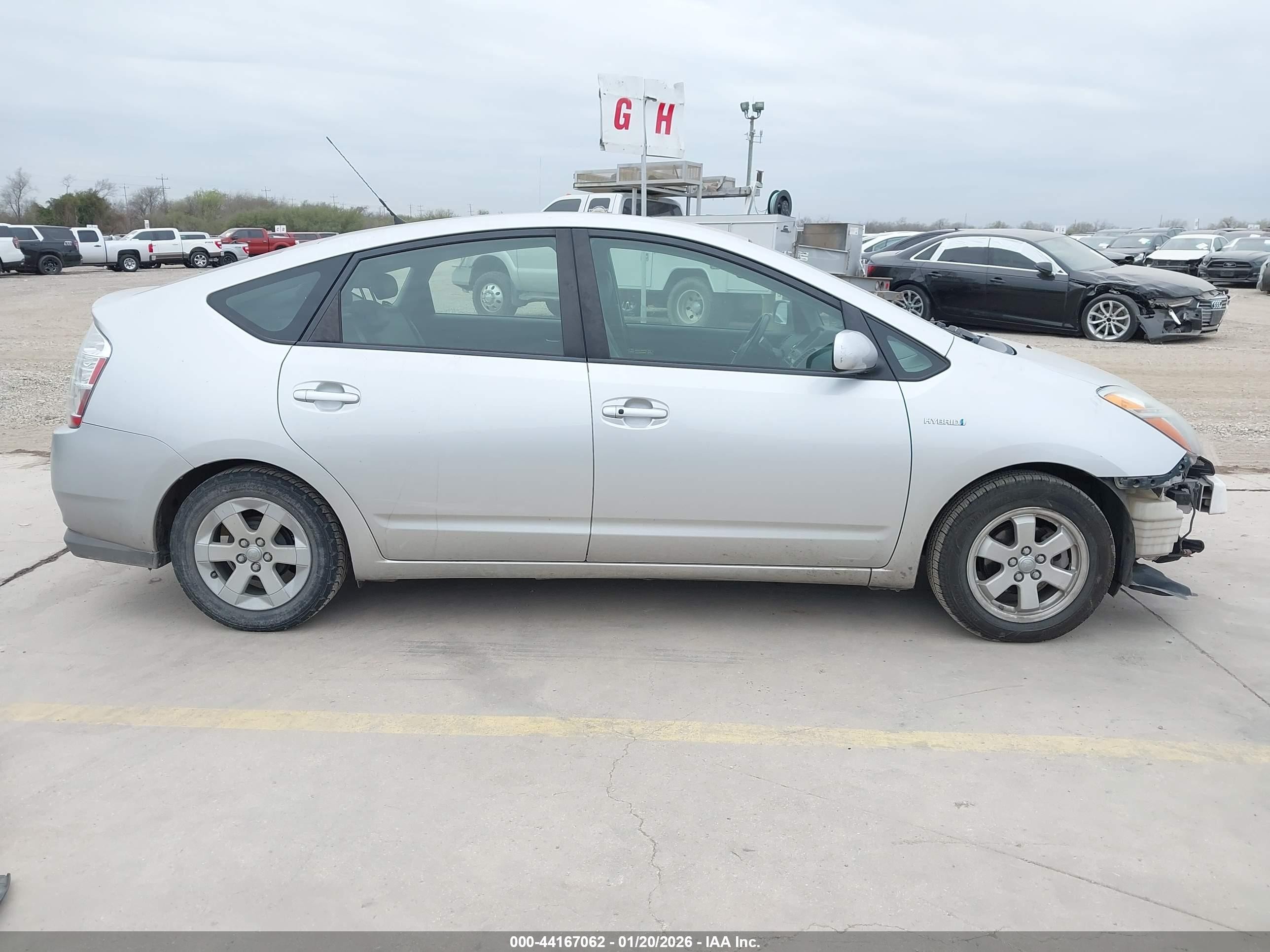 2008 Toyota Prius Silver vin: JTDKB20UX83336413
