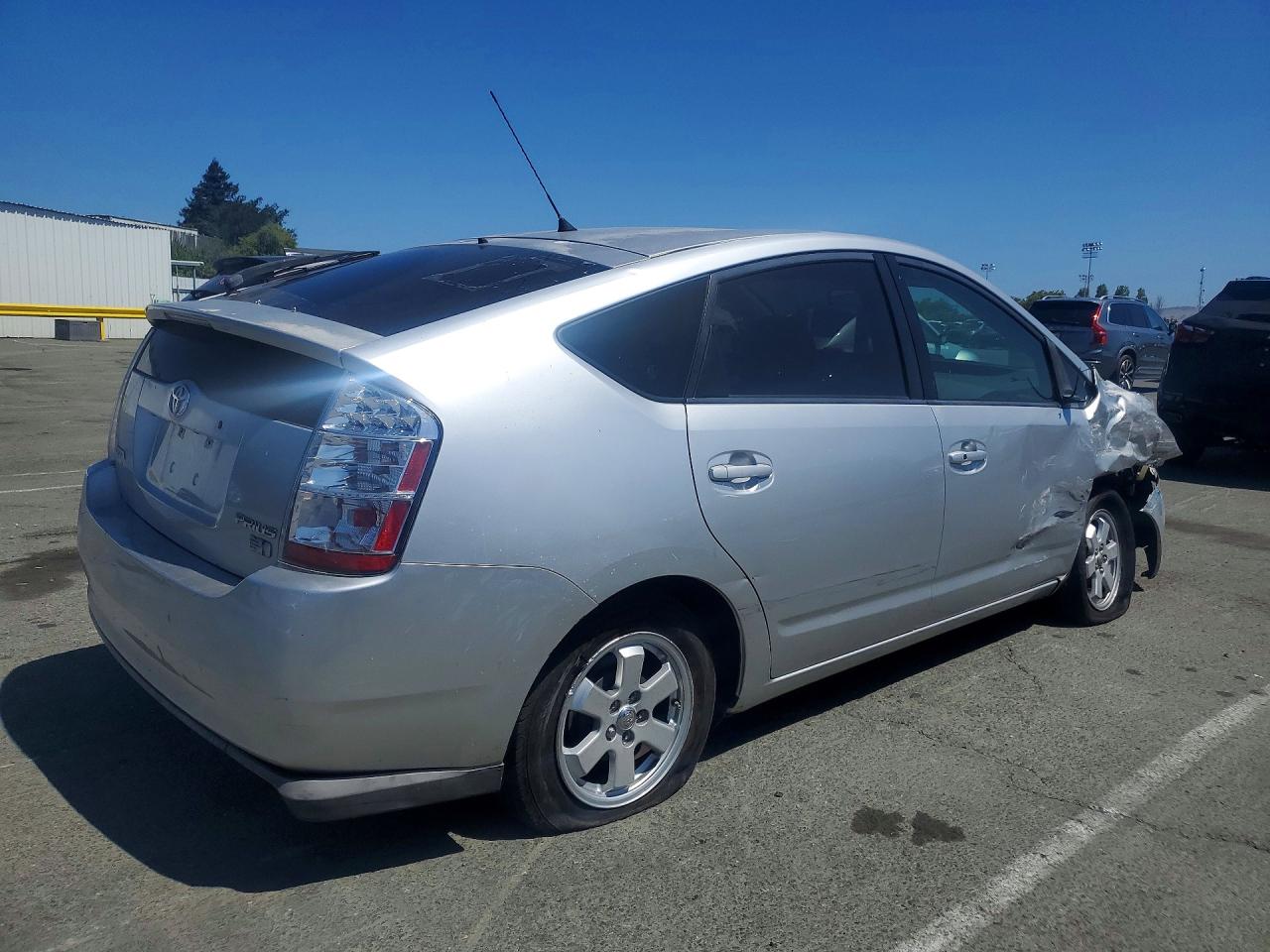 2008 Toyota Prius Base Silver vin: JTDKB20UX83342129