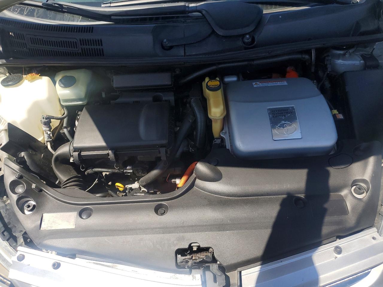 2008 Toyota Prius Base Silver vin: JTDKB20UX83342129